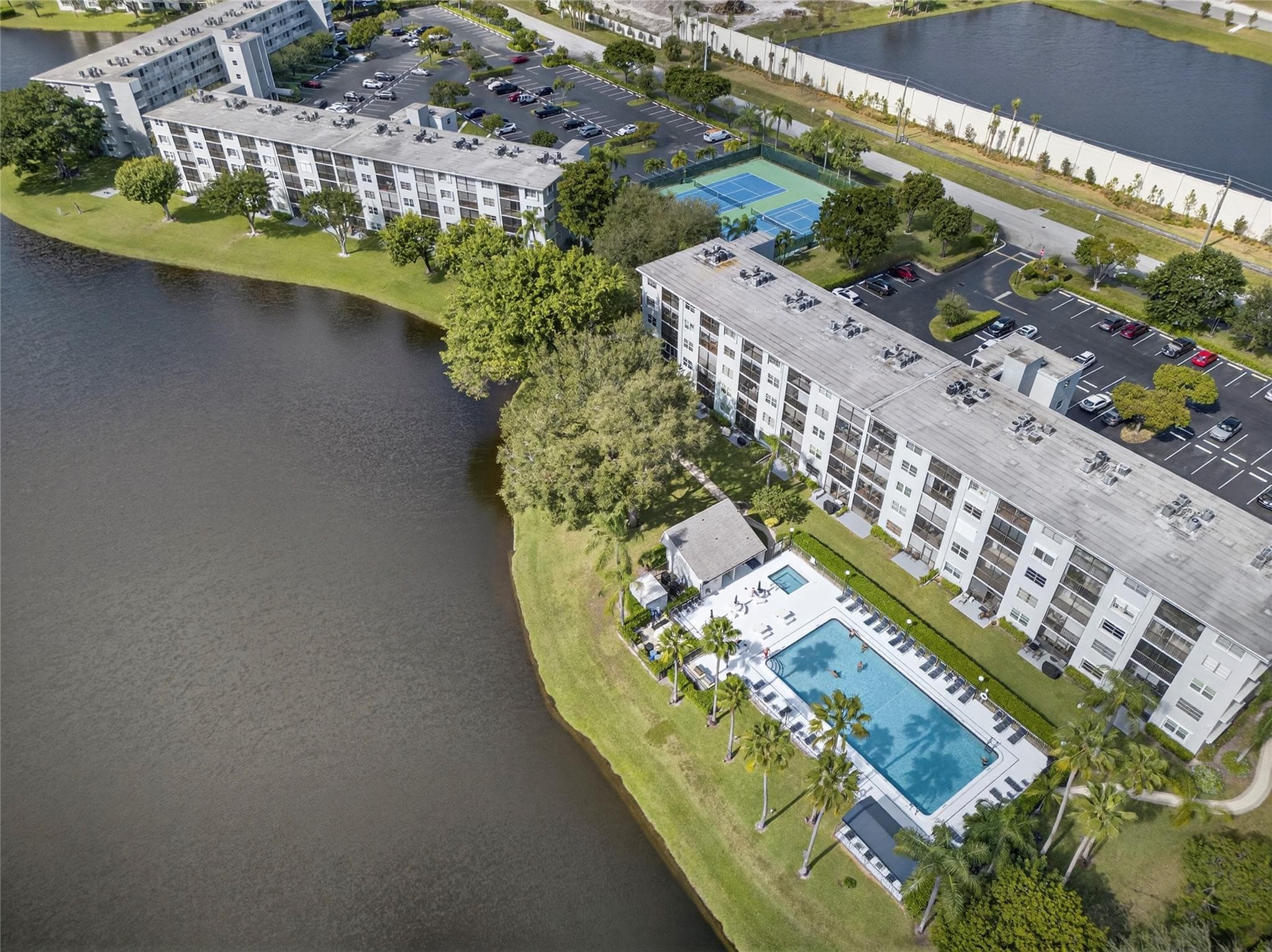 2222 N Cypress Bend Drive 201, Pompano Beach, FL 33069 — photo 35 of 58
