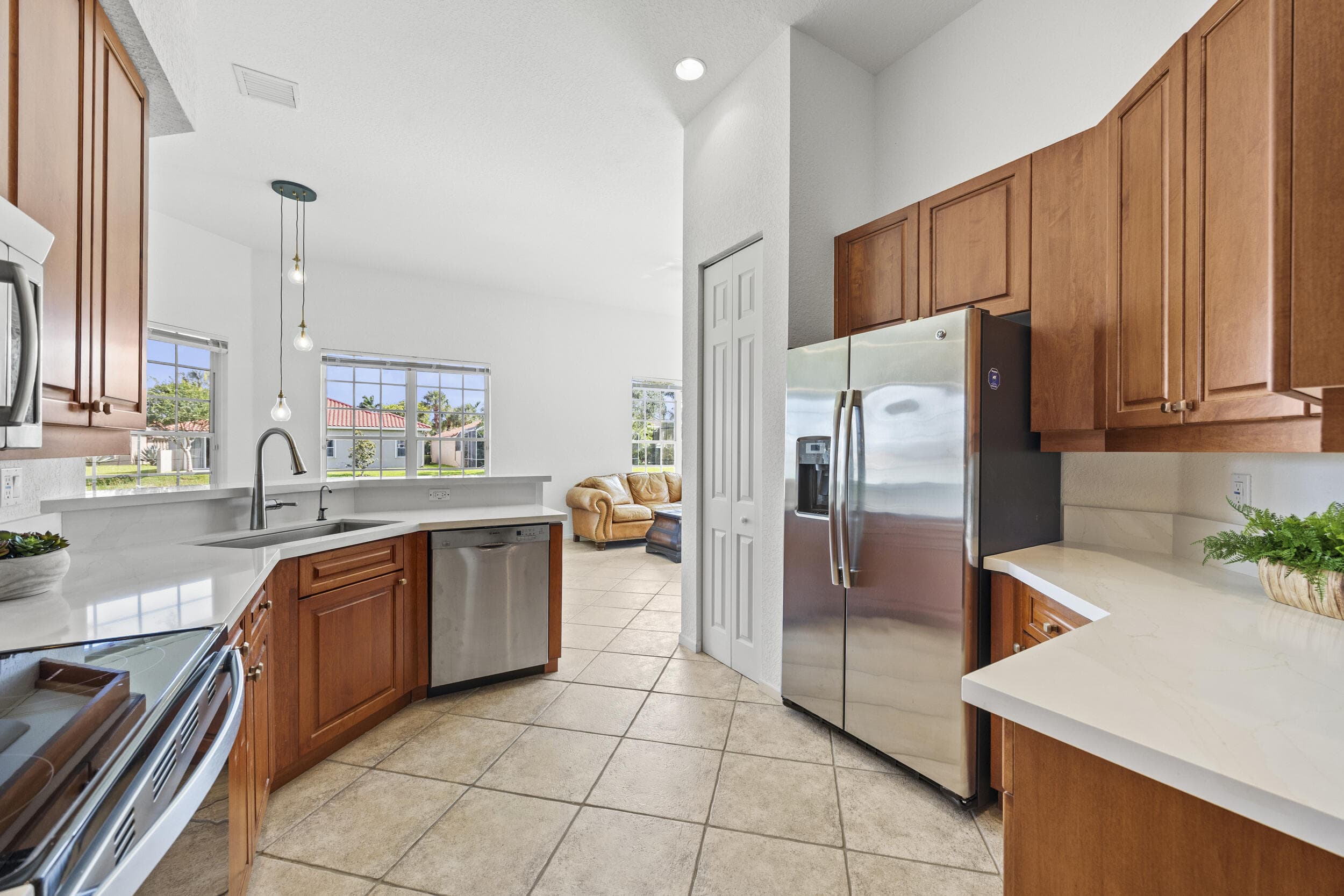 6721 Arno Way, Boynton Beach, FL 33472 — photo 8 of 50