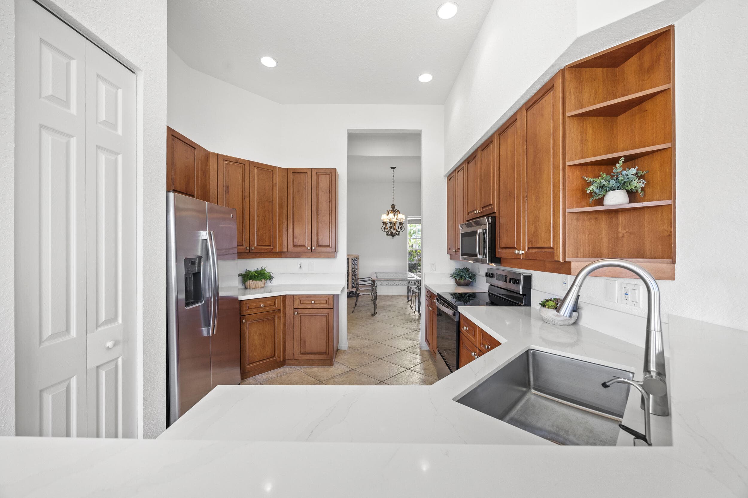 6721 Arno Way, Boynton Beach, FL 33472 — photo 11 of 50
