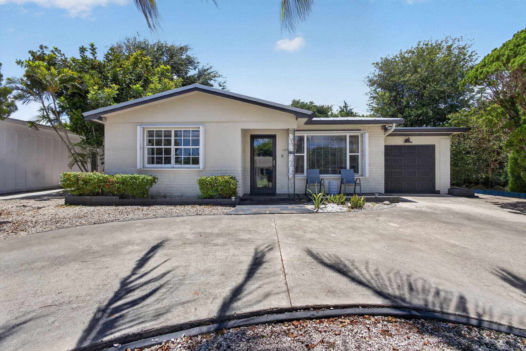 1964 Circle Drive, North Palm Beach, FL 33408 — photo 3 of 70