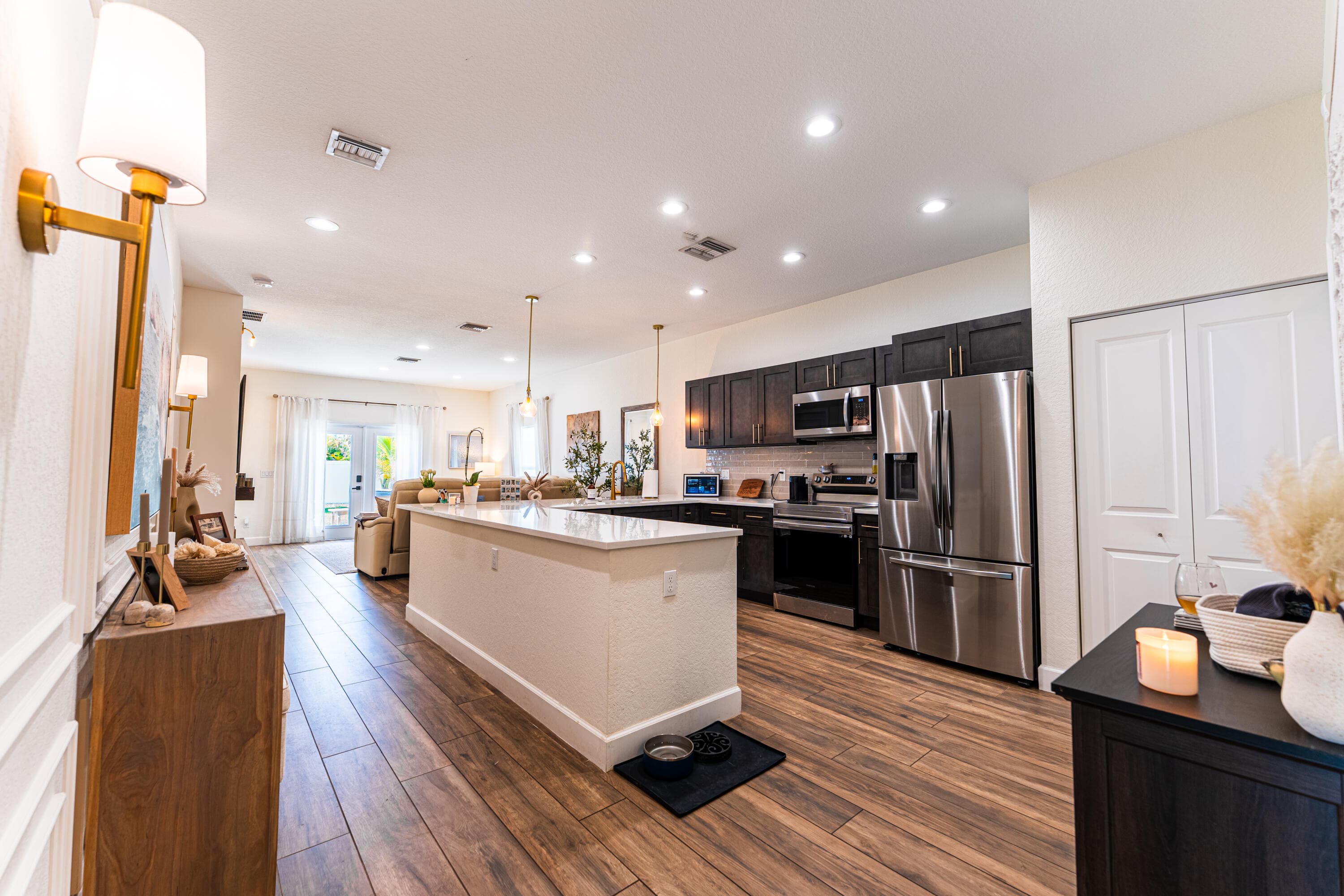 842 NW 9th Avenue, Boynton Beach, FL 33426 — photo 3 of 37