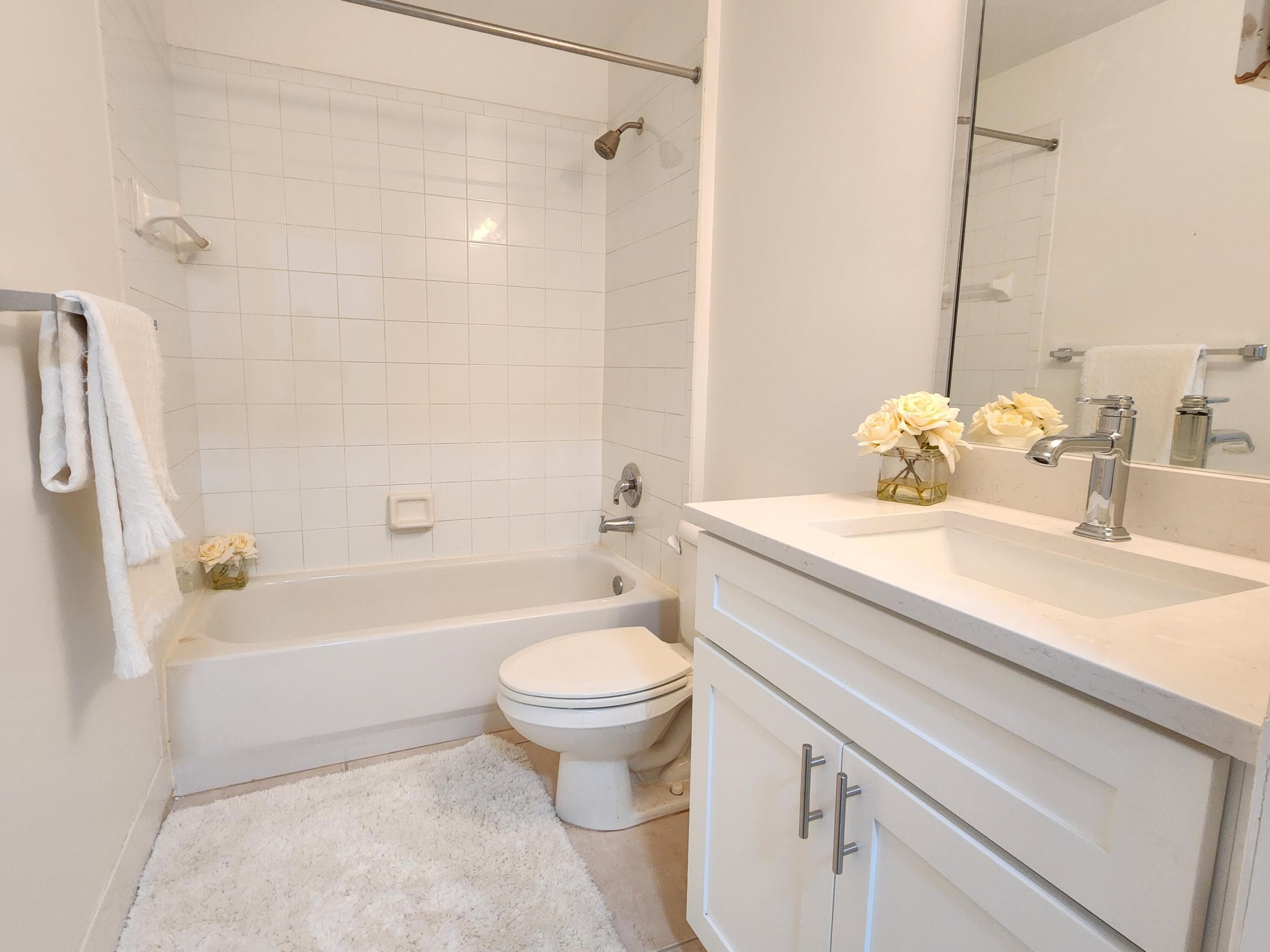 2060 Greenview Shores Boulevard 305, Wellington, FL 33414 — photo 10 of 15