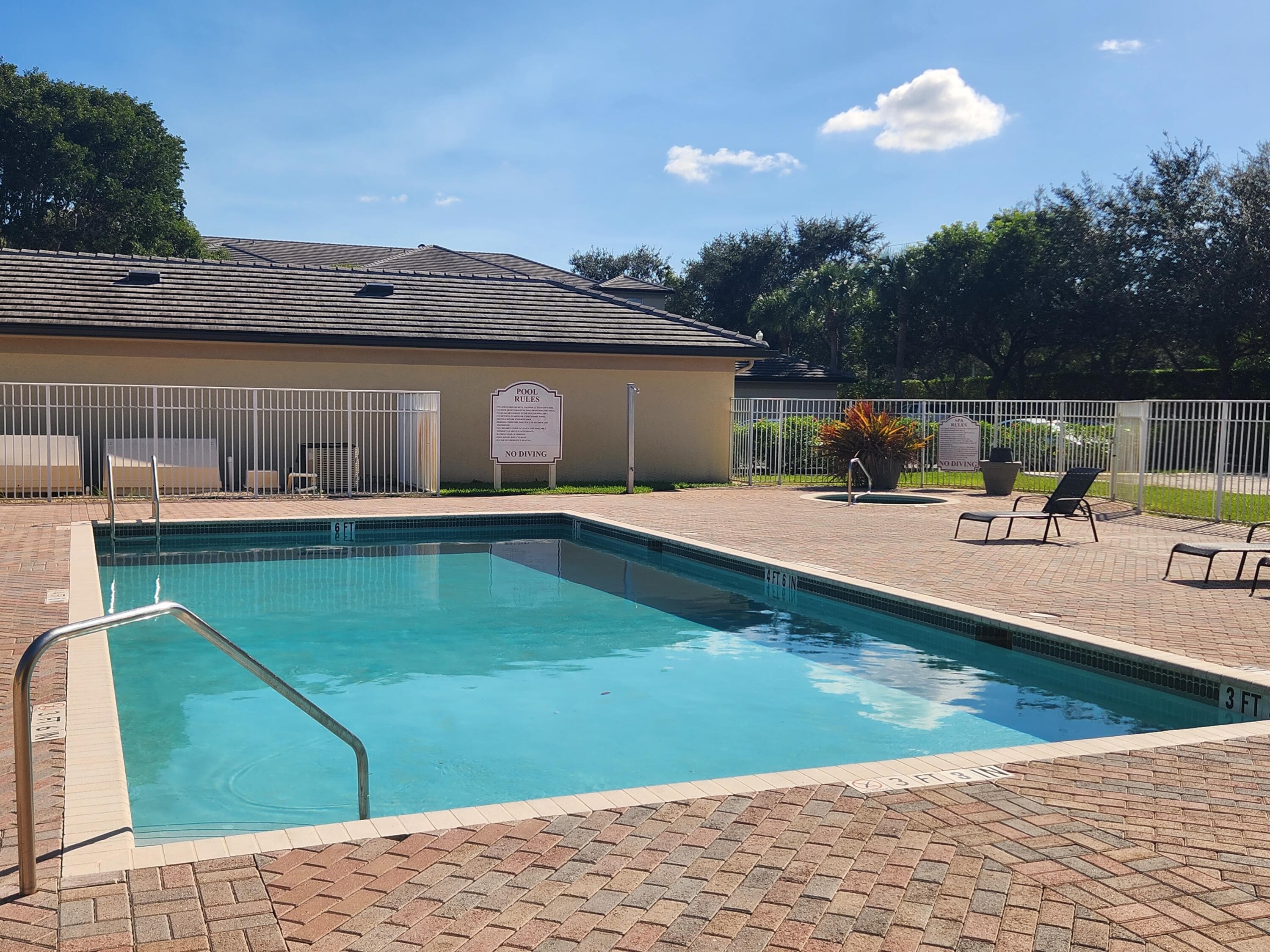 2060 Greenview Shores Boulevard 305, Wellington, FL 33414 — photo 14 of 15