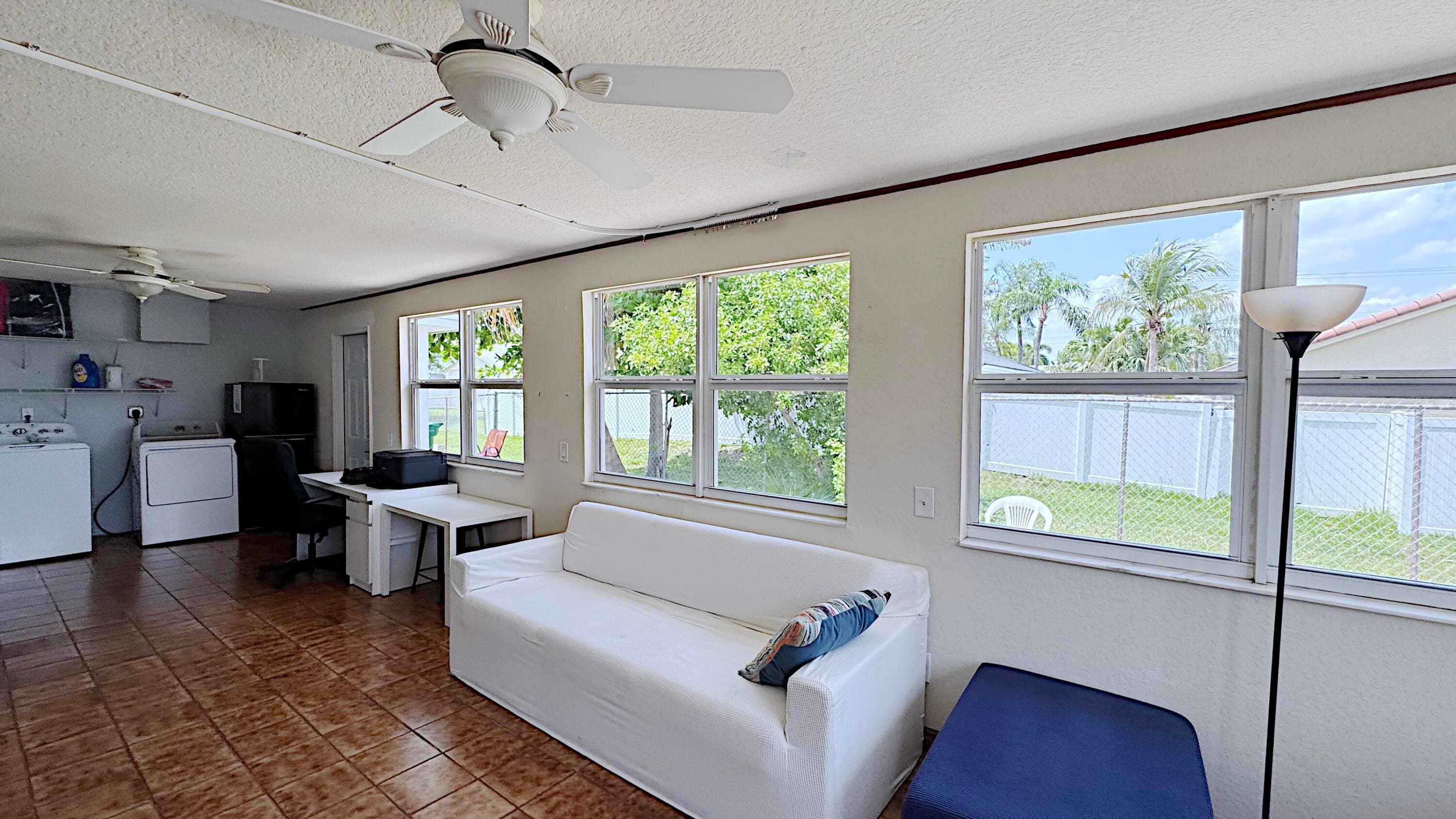 411 SE 4th Street, Dania Beach, FL 33004 — photo 24 of 70
