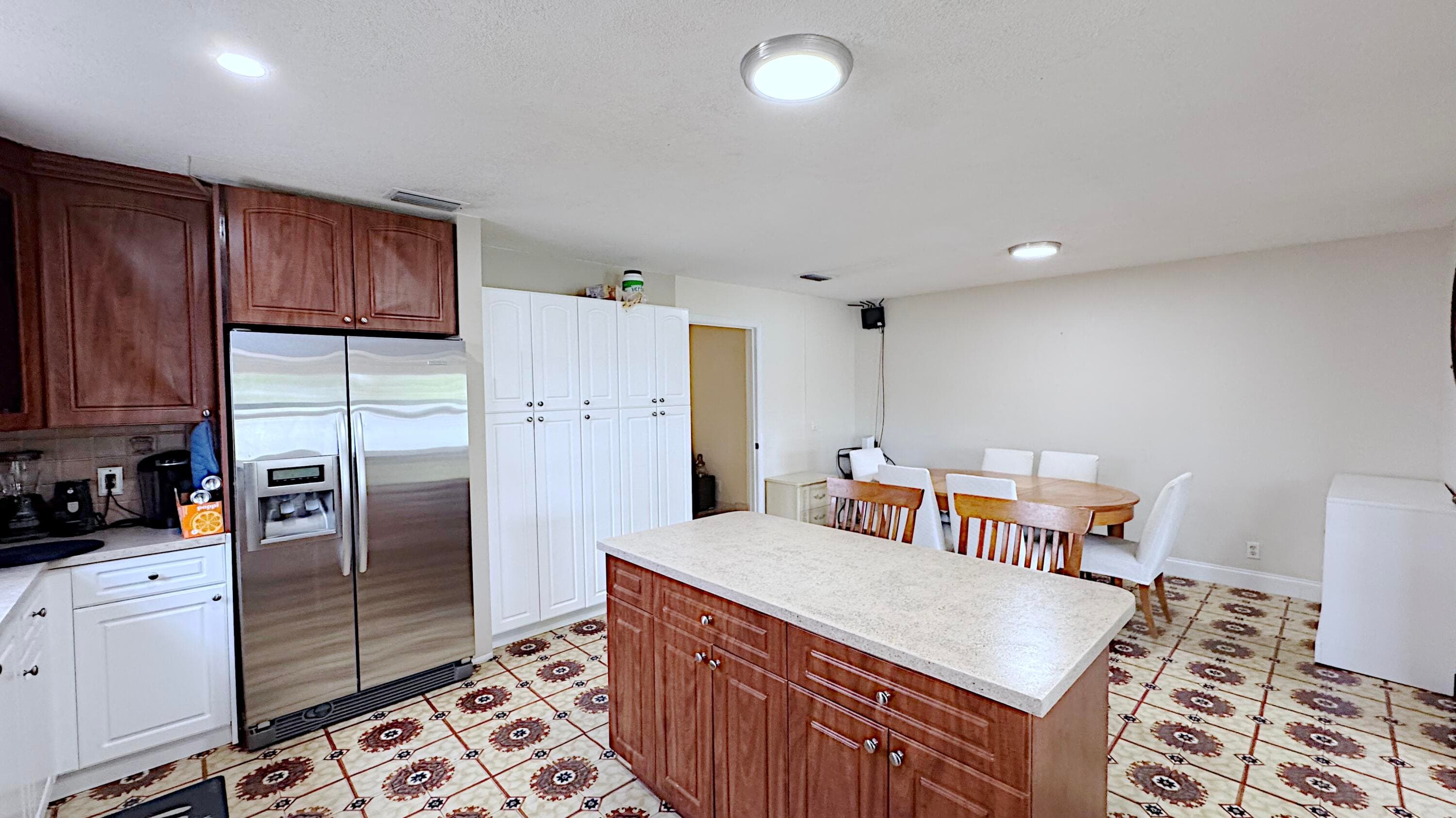 411 SE 4th Street, Dania Beach, FL 33004 — photo 12 of 70