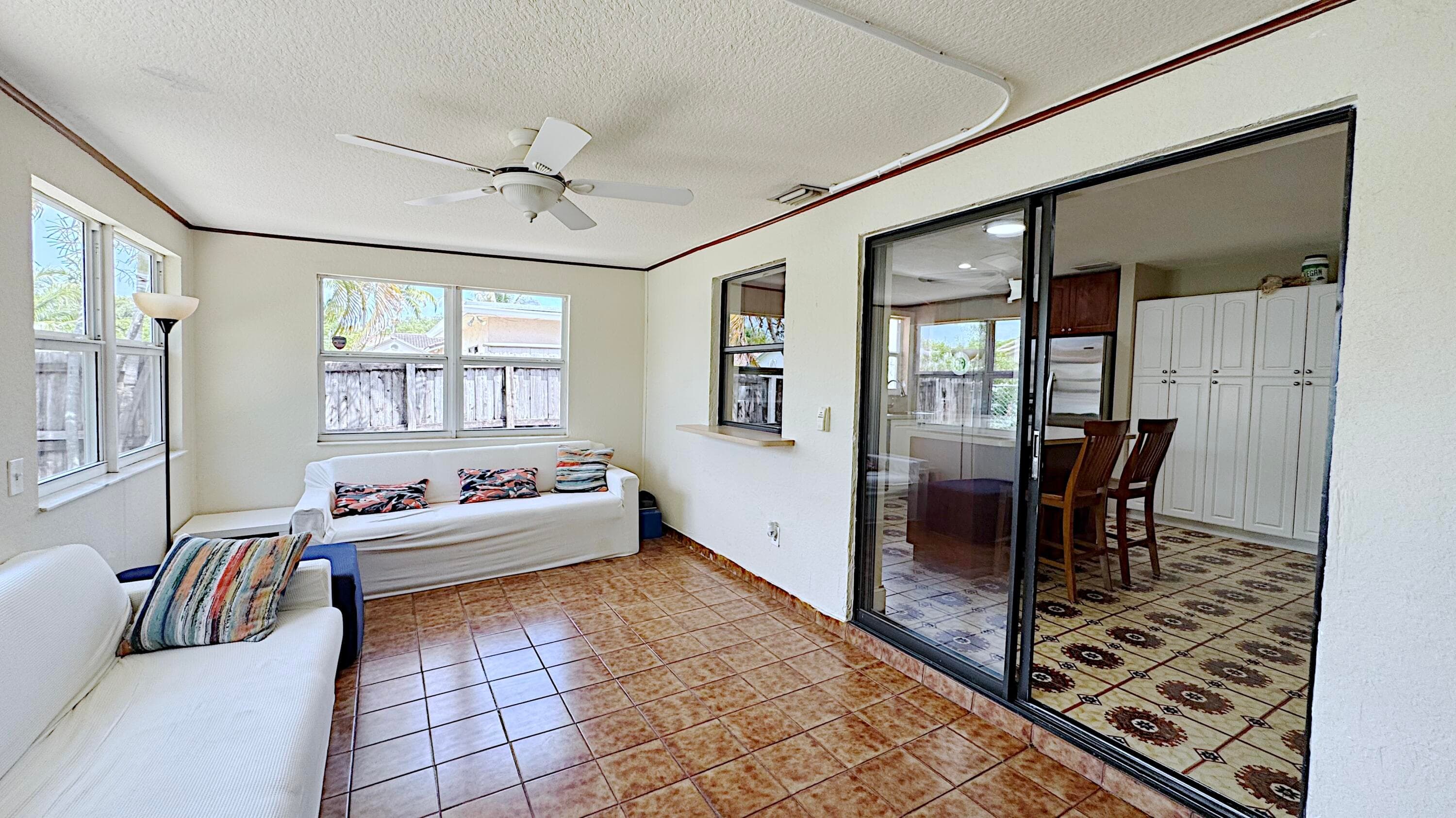 411 SE 4th Street, Dania Beach, FL 33004 — photo 14 of 70