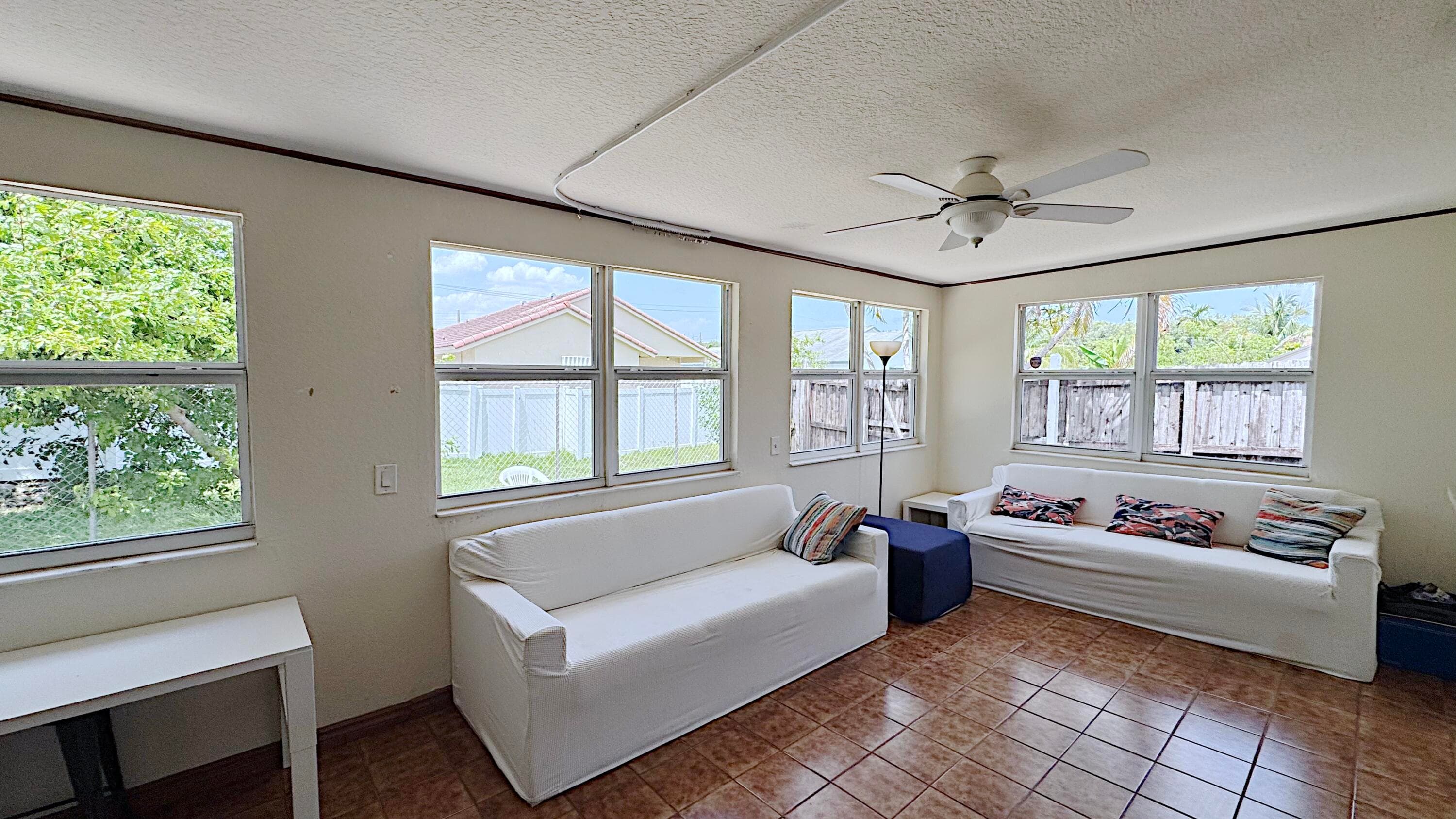 411 SE 4th Street, Dania Beach, FL 33004 — photo 22 of 70