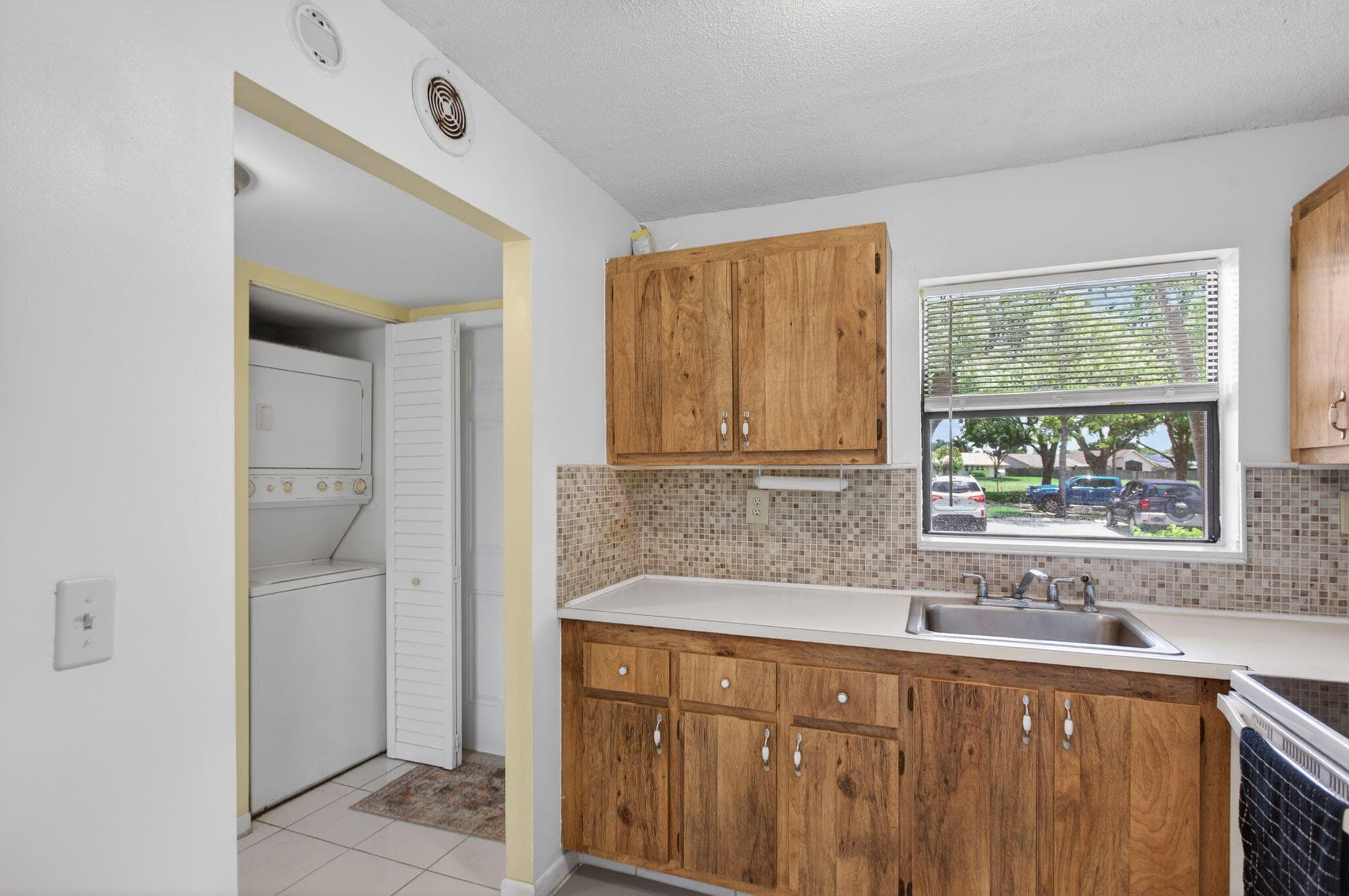 10444 NW 30th Court 105, Sunrise, FL 33322 — photo 9 of 41