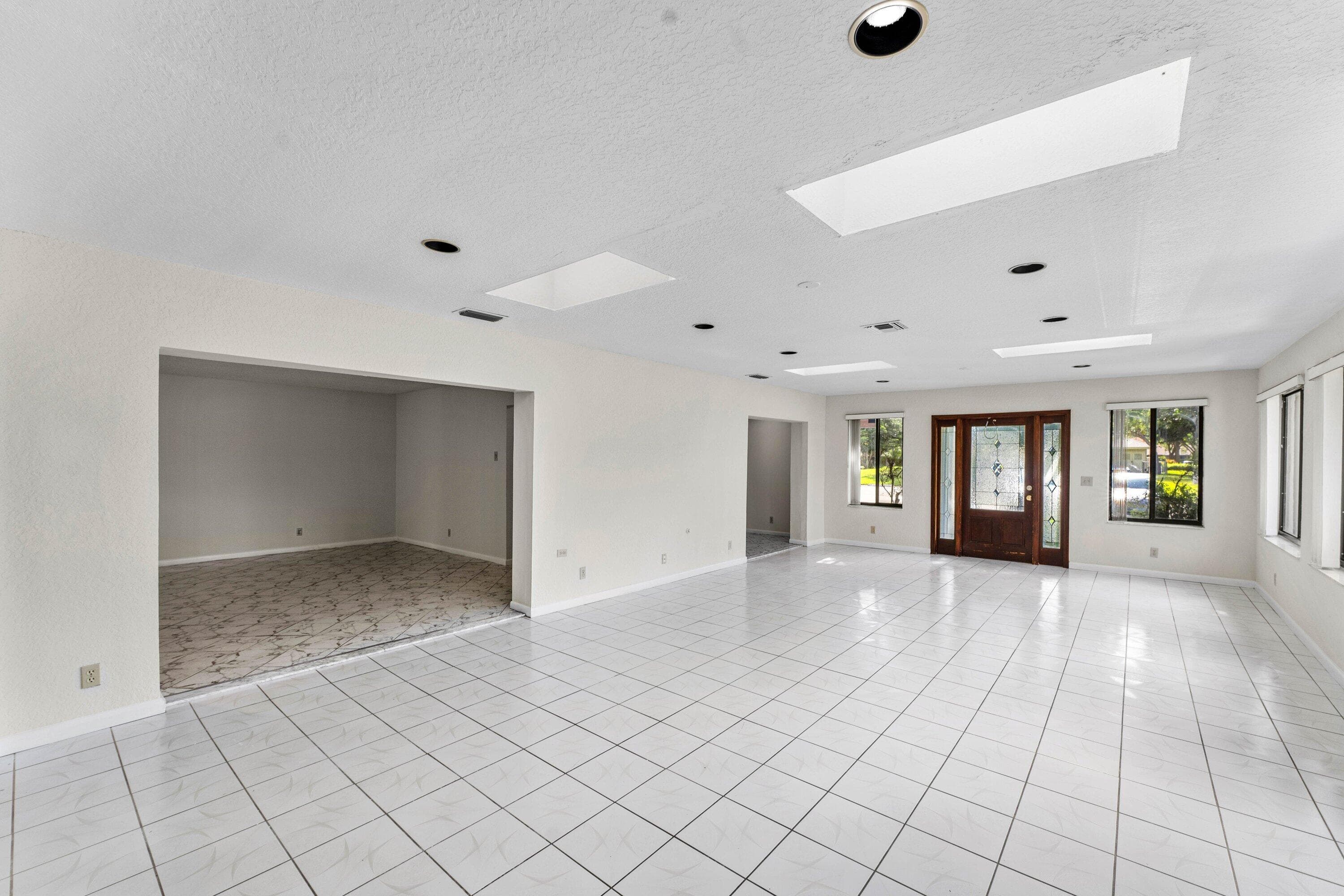 900 NW 30th Avenue D, Delray Beach, FL 33445 — photo 5 of 37