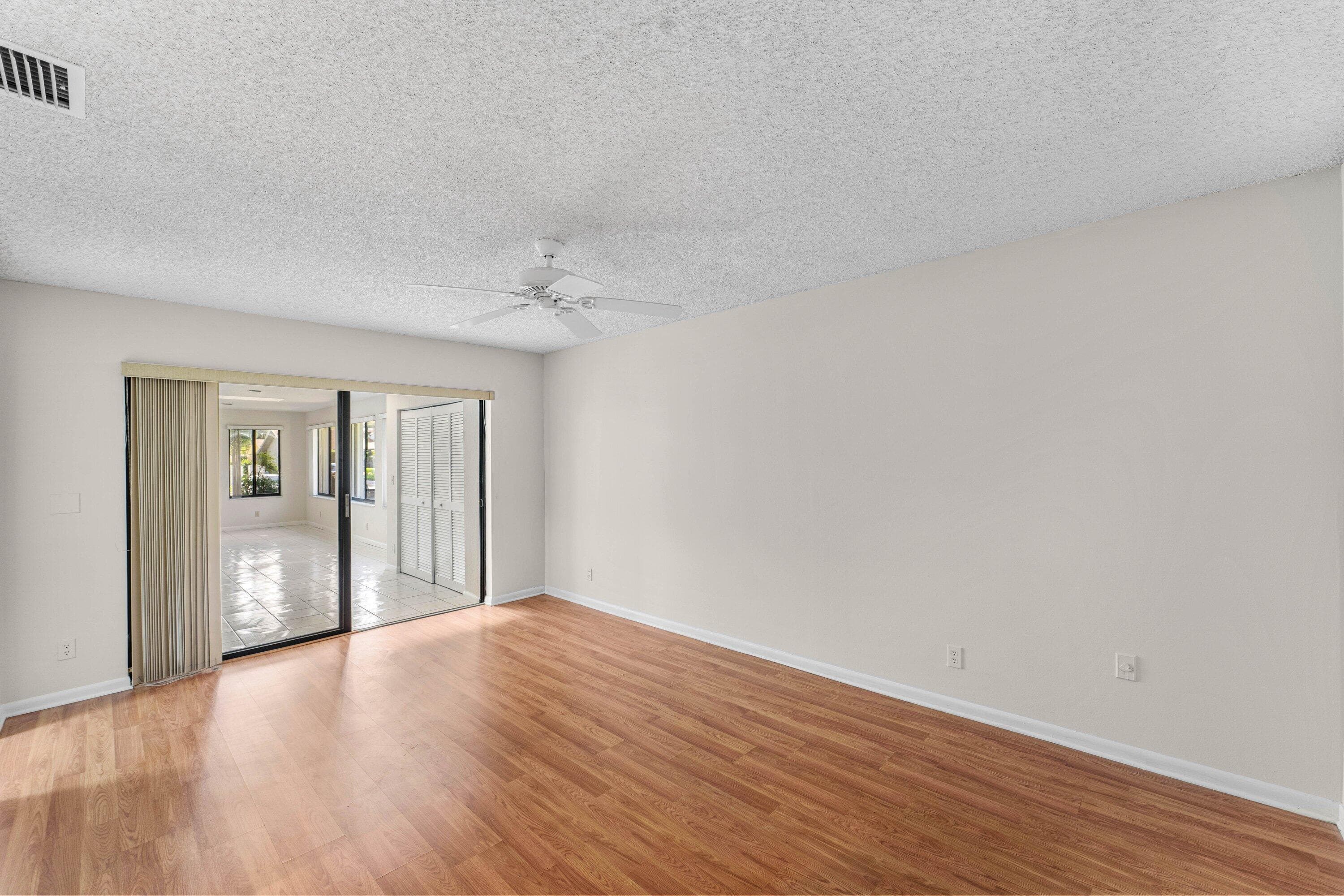900 NW 30th Avenue D, Delray Beach, FL 33445 — photo 14 of 37