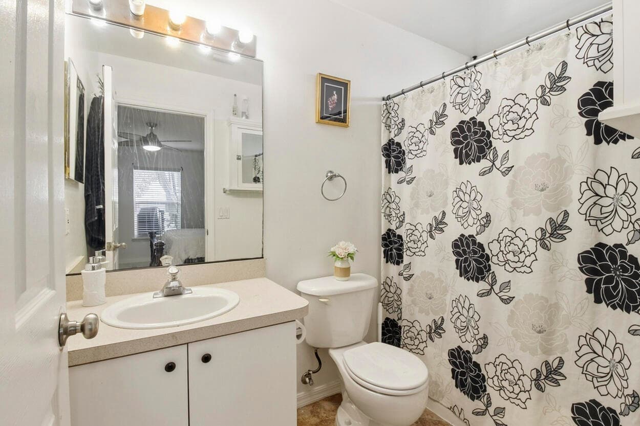 2718 SW Hamilton Avenue, Port St. Lucie, FL 34987 — photo 26 of 46