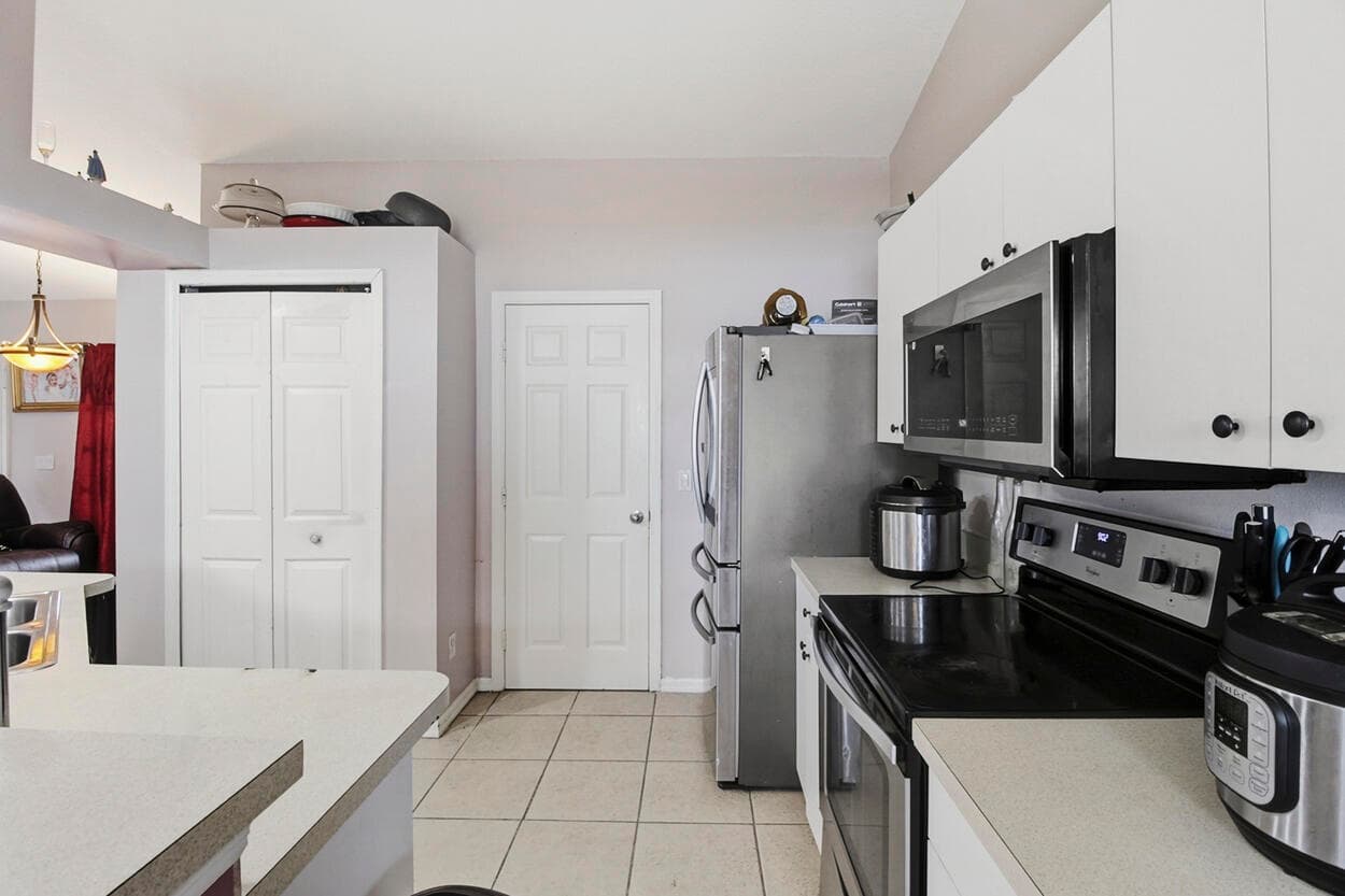 2718 SW Hamilton Avenue, Port St. Lucie, FL 34987 — photo 29 of 46
