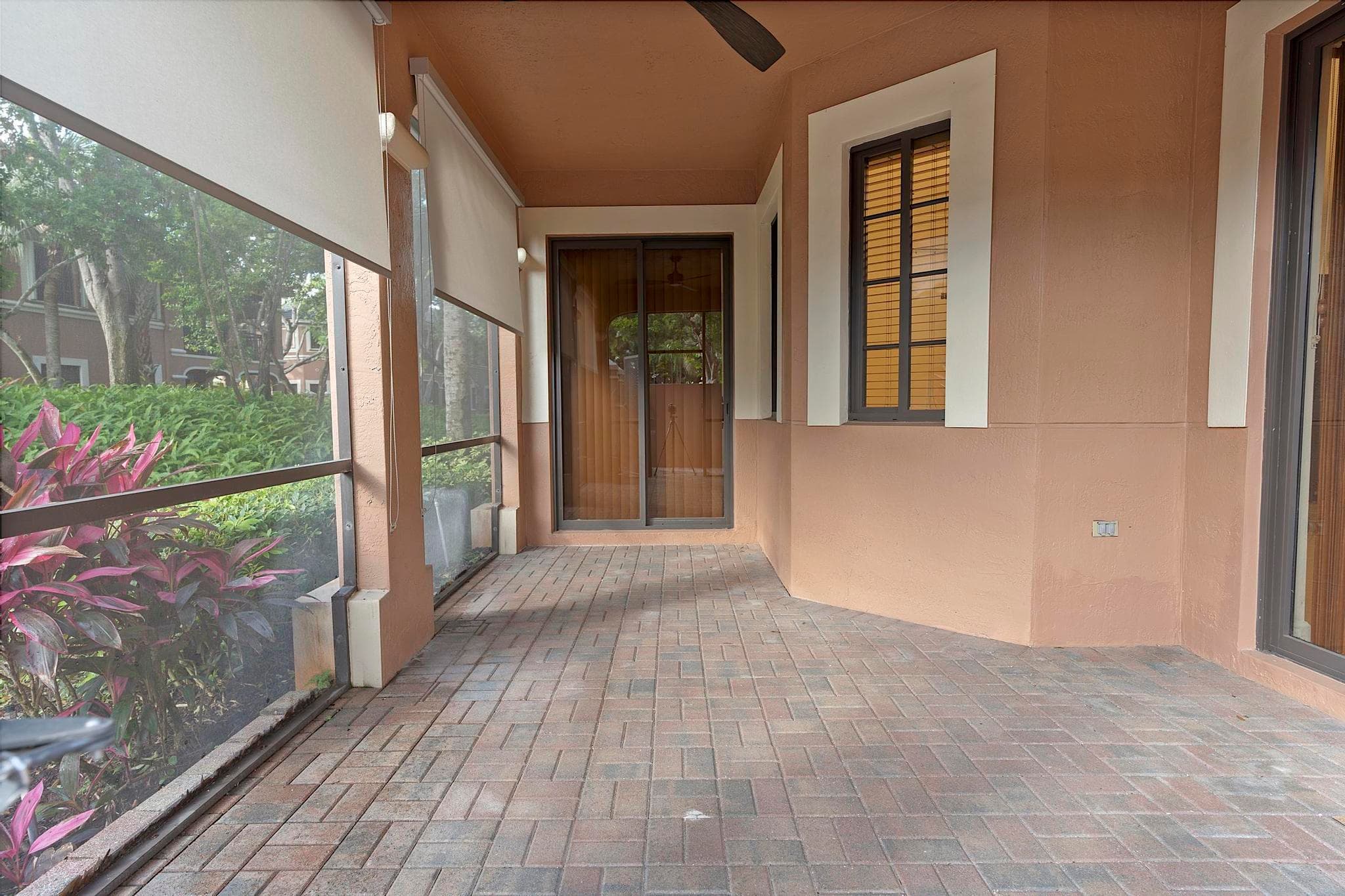 2742 Kinsington Circle, Weston, FL 33332 — photo 6 of 29