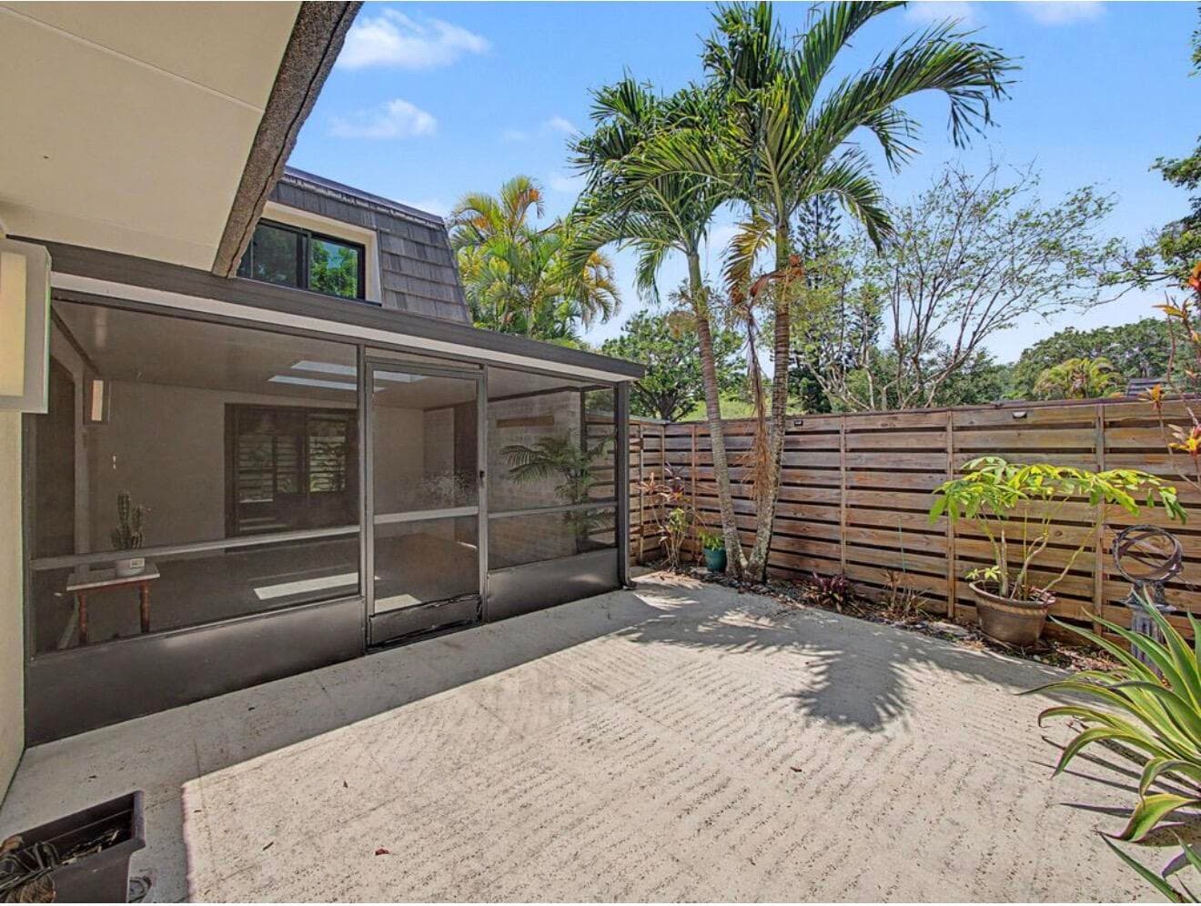 502 5th Terrace, Palm Beach Gardens, FL 33418 — photo 15 of 26