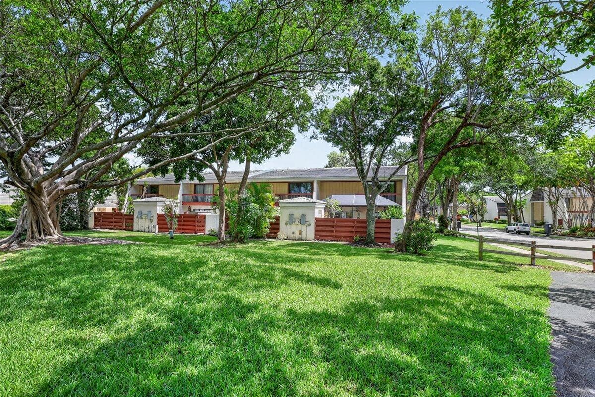 2999 Oaktree Lane 343, Hollywood, FL 33021 — photo 50 of 62