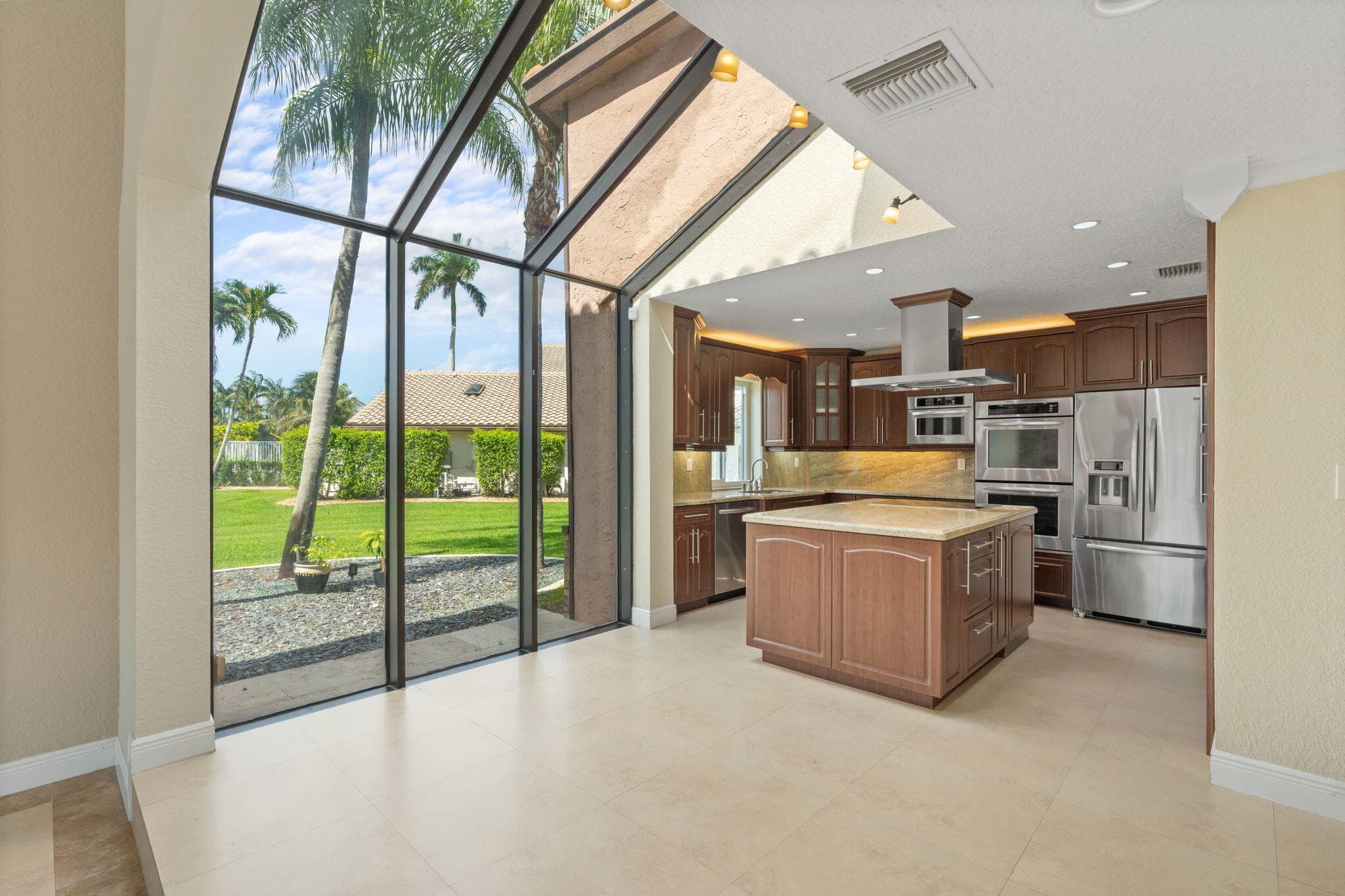11220 NW 2nd Manor, Coral Springs, FL 33071 — photo 12 of 52
