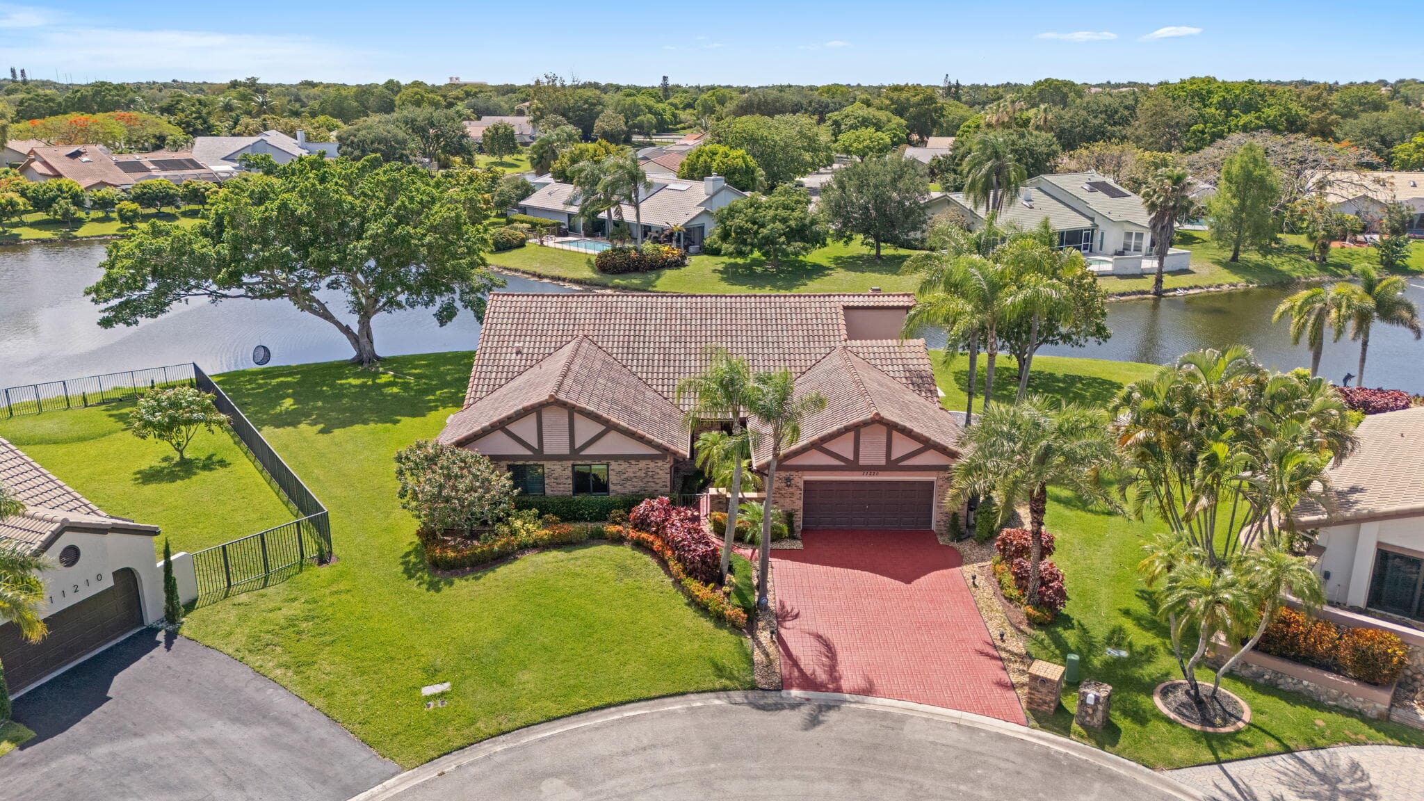11220 NW 2nd Manor, Coral Springs, FL 33071 — photo