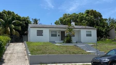 3808 Westview Avenue, West Palm Beach, FL 33407 — photo 1 of 8