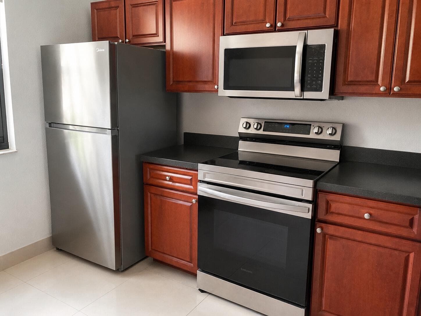 10131 W Sunrise Boulevard 206, Plantation, FL 33322 — photo 2 of 11