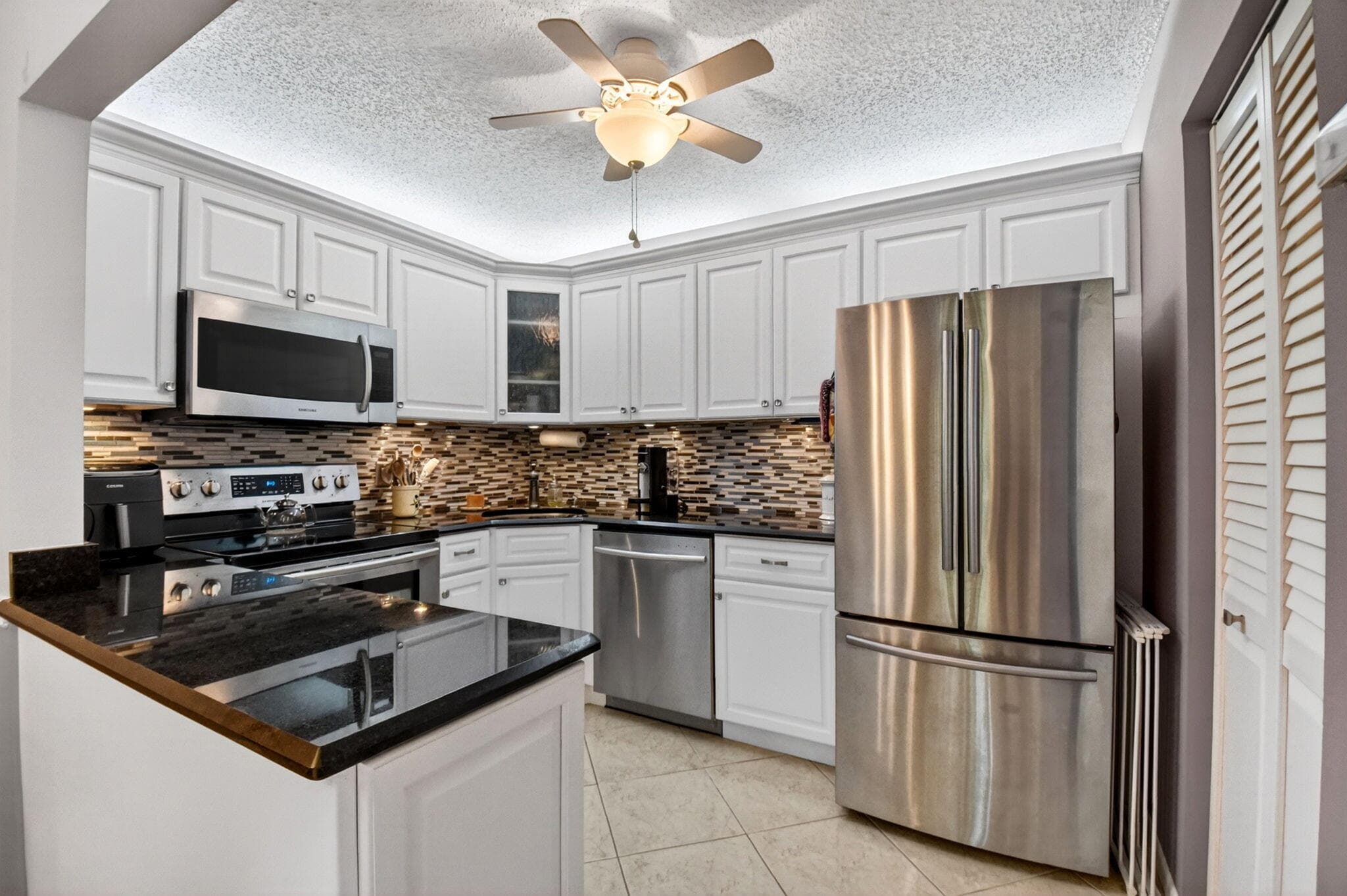 207 Pine Hov Circle D2, Greenacres, FL 33463 — photo 13 of 36
