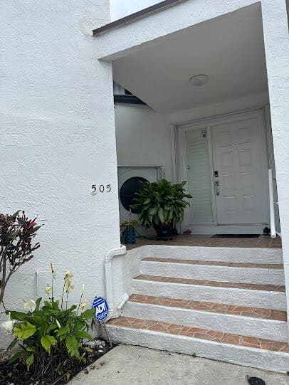 505 NW 36th Avenue, Deerfield Beach, FL 33442 — photo 2 of 45