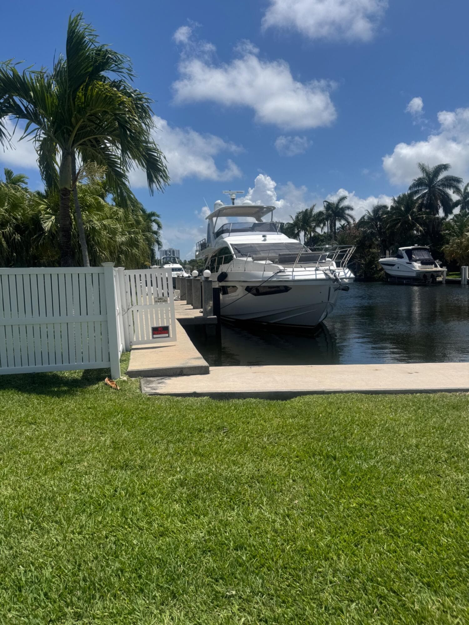 600 Hibiscus Drive, Hallandale Beach, FL 33009 — photo 3 of 23