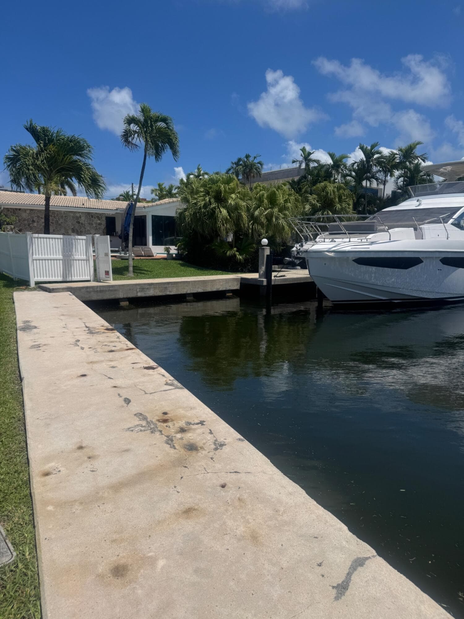 600 Hibiscus Drive, Hallandale Beach, FL 33009 — photo 4 of 23