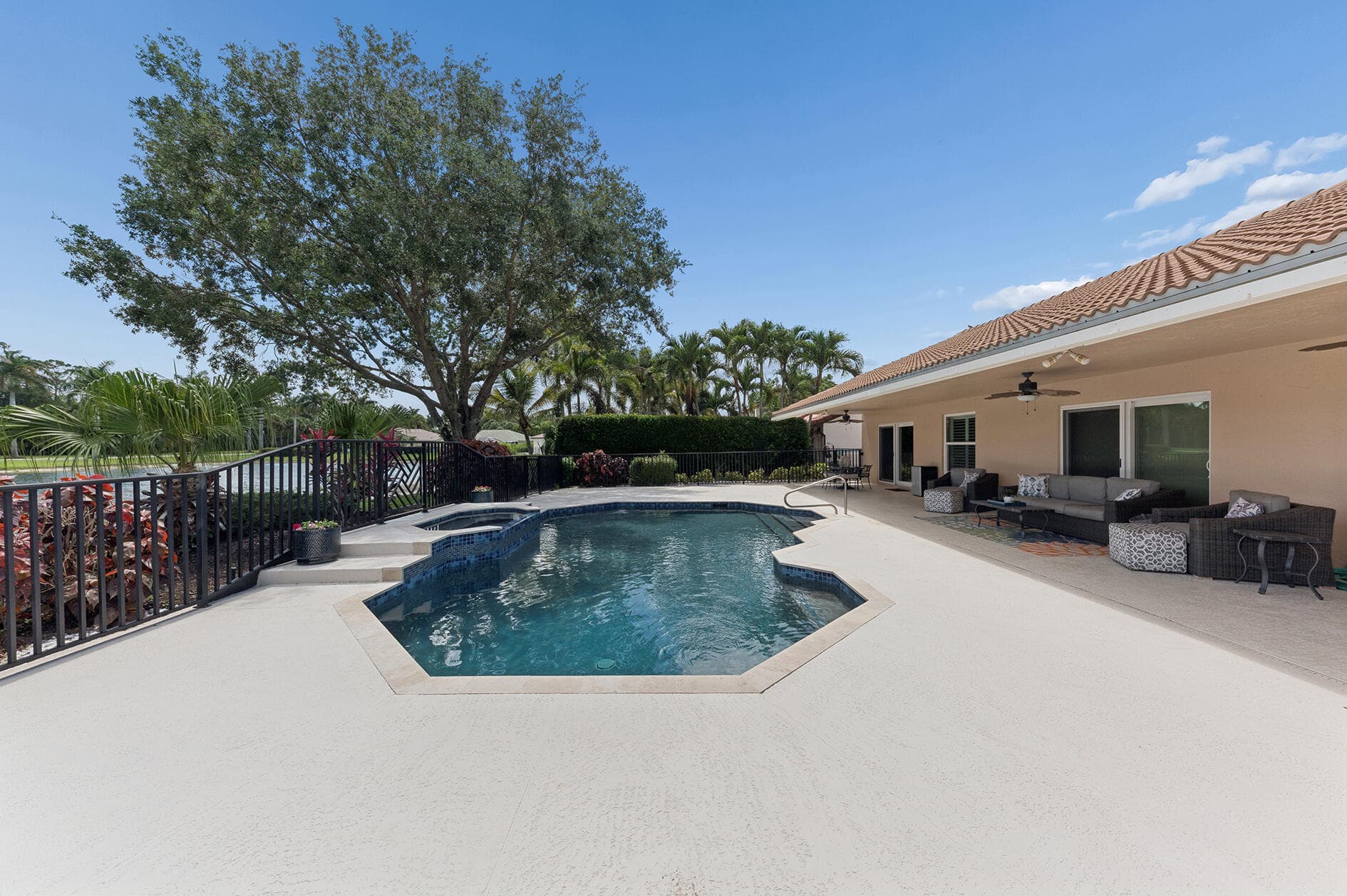 8658 Vista Greens Court, Lake Worth, FL 33467 — photo 15 of 19