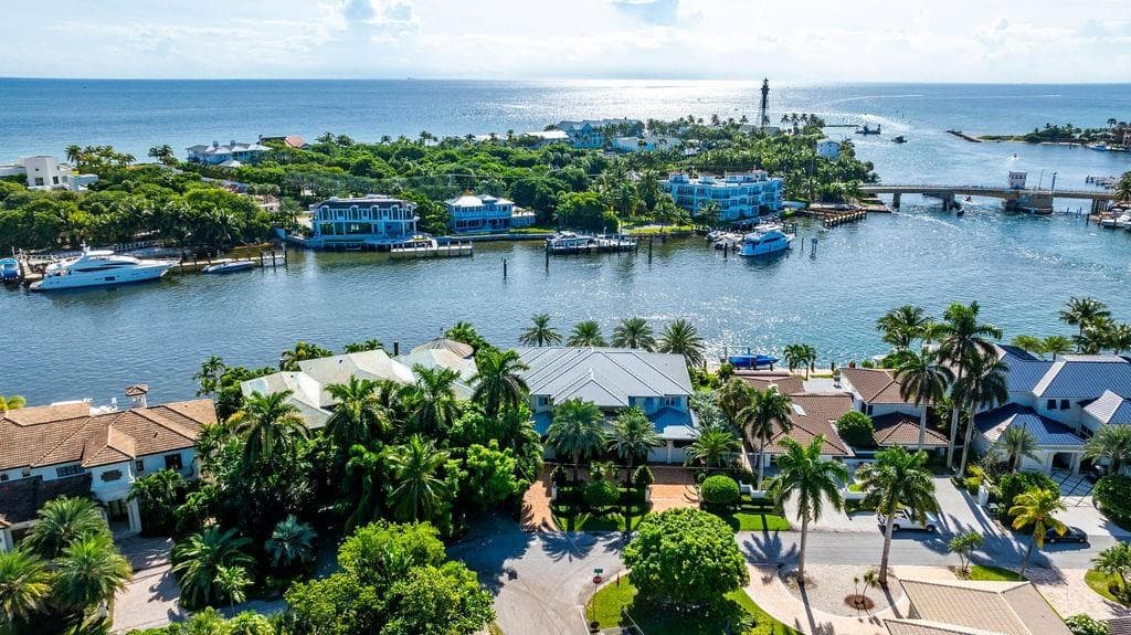 2798 NE 24th Street, Lighthouse Point, FL 33064 — photo 2 of 61