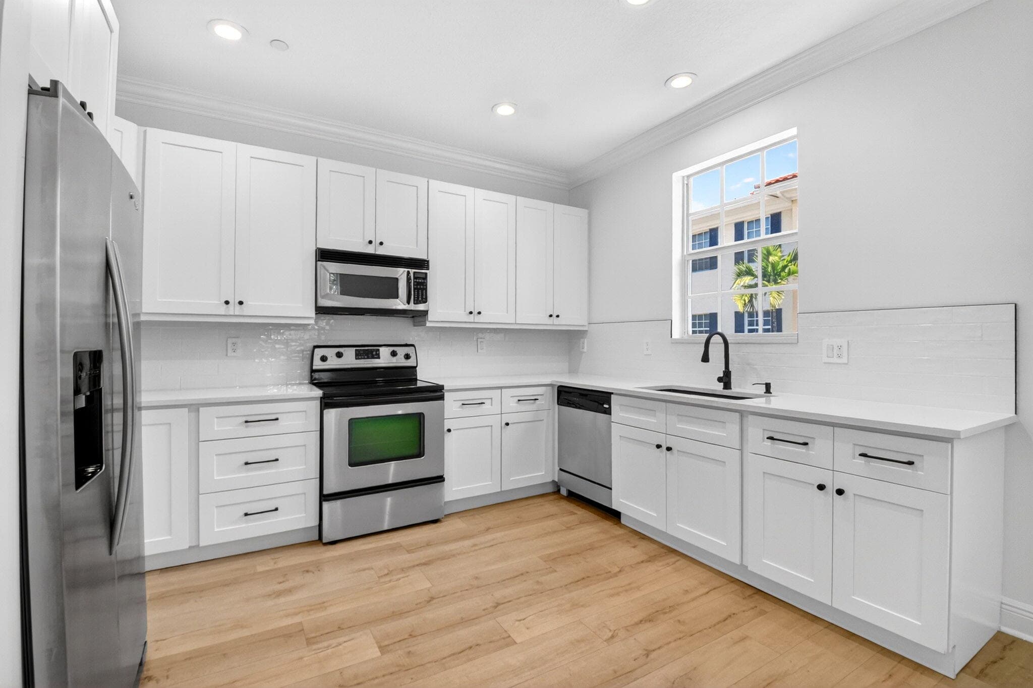 2502 N Dixie Highway 32, Lake Worth Beach, FL 33460 — photo 20 of 42