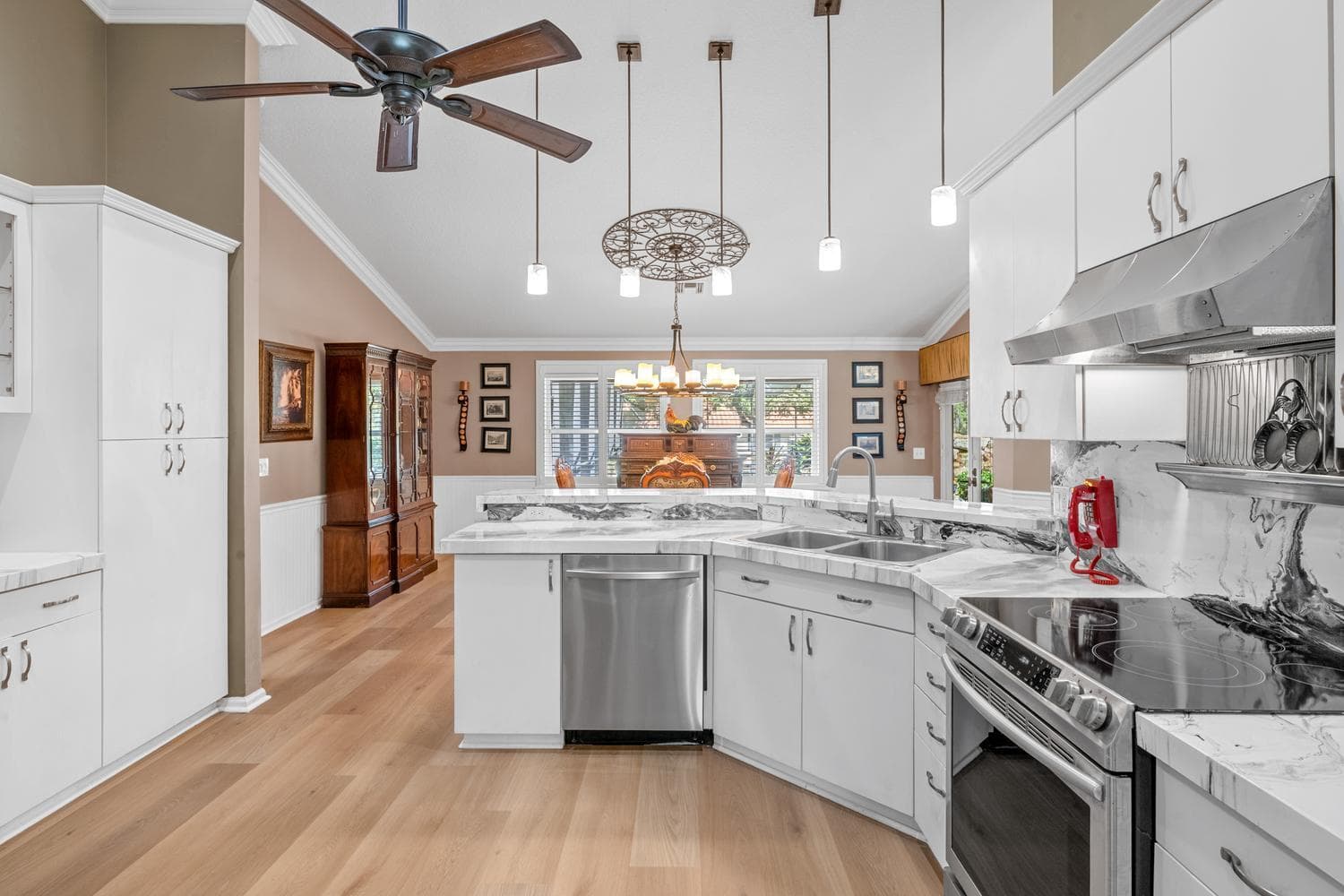 2559 Palm Deer Drive, Loxahatchee, FL 33470 — photo 15 of 106