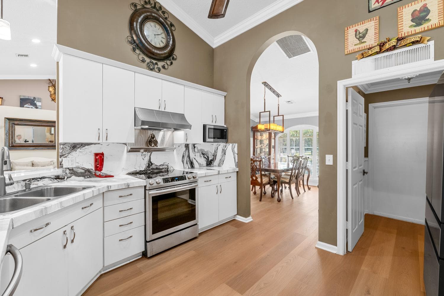 2559 Palm Deer Drive, Loxahatchee, FL 33470 — photo 17 of 106