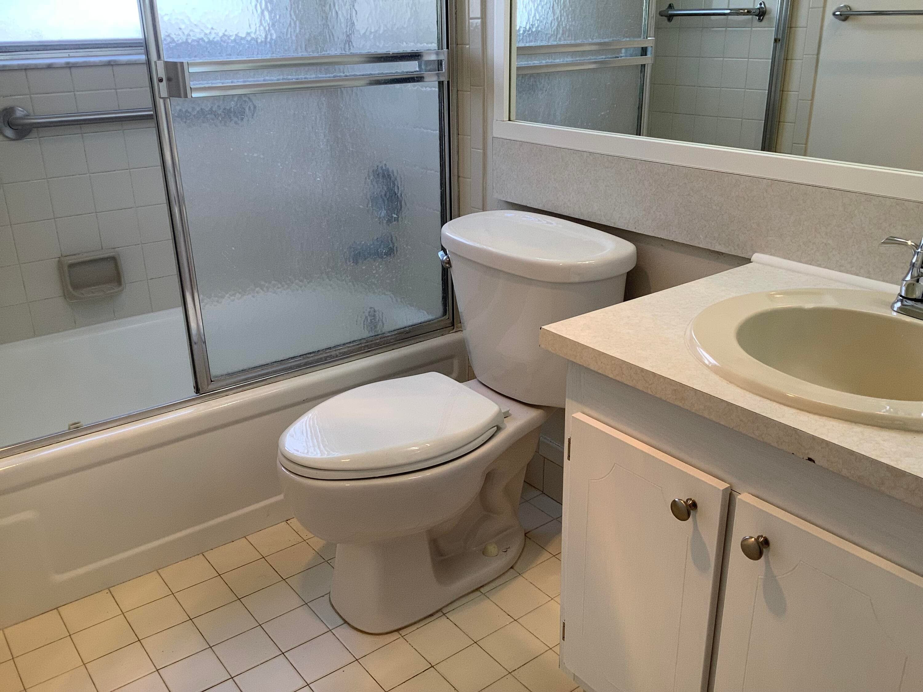 560 Fanshaw 560, Boca Raton, FL 33434 — photo 13 of 26