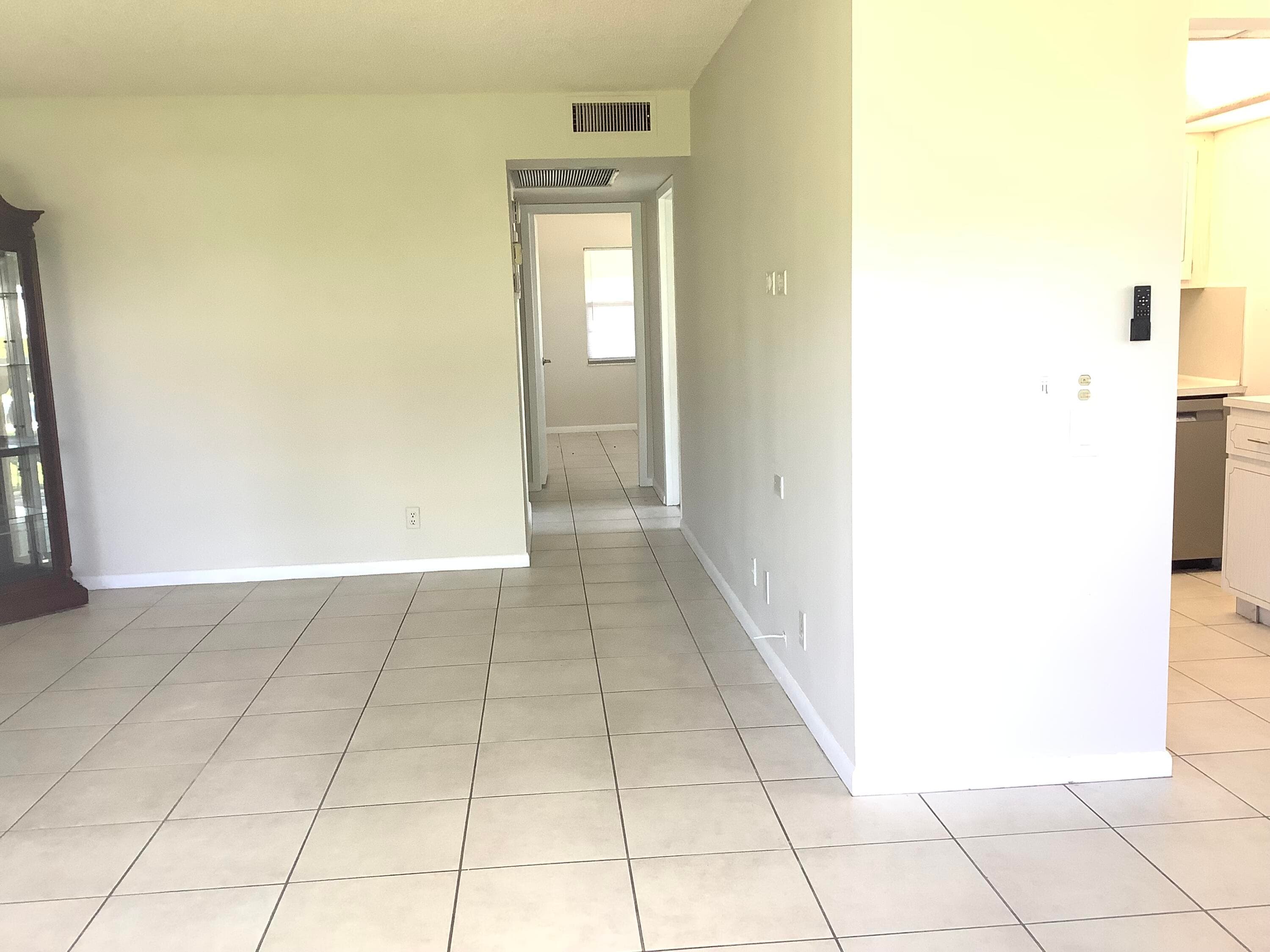 560 Fanshaw 560, Boca Raton, FL 33434 — photo 12 of 26