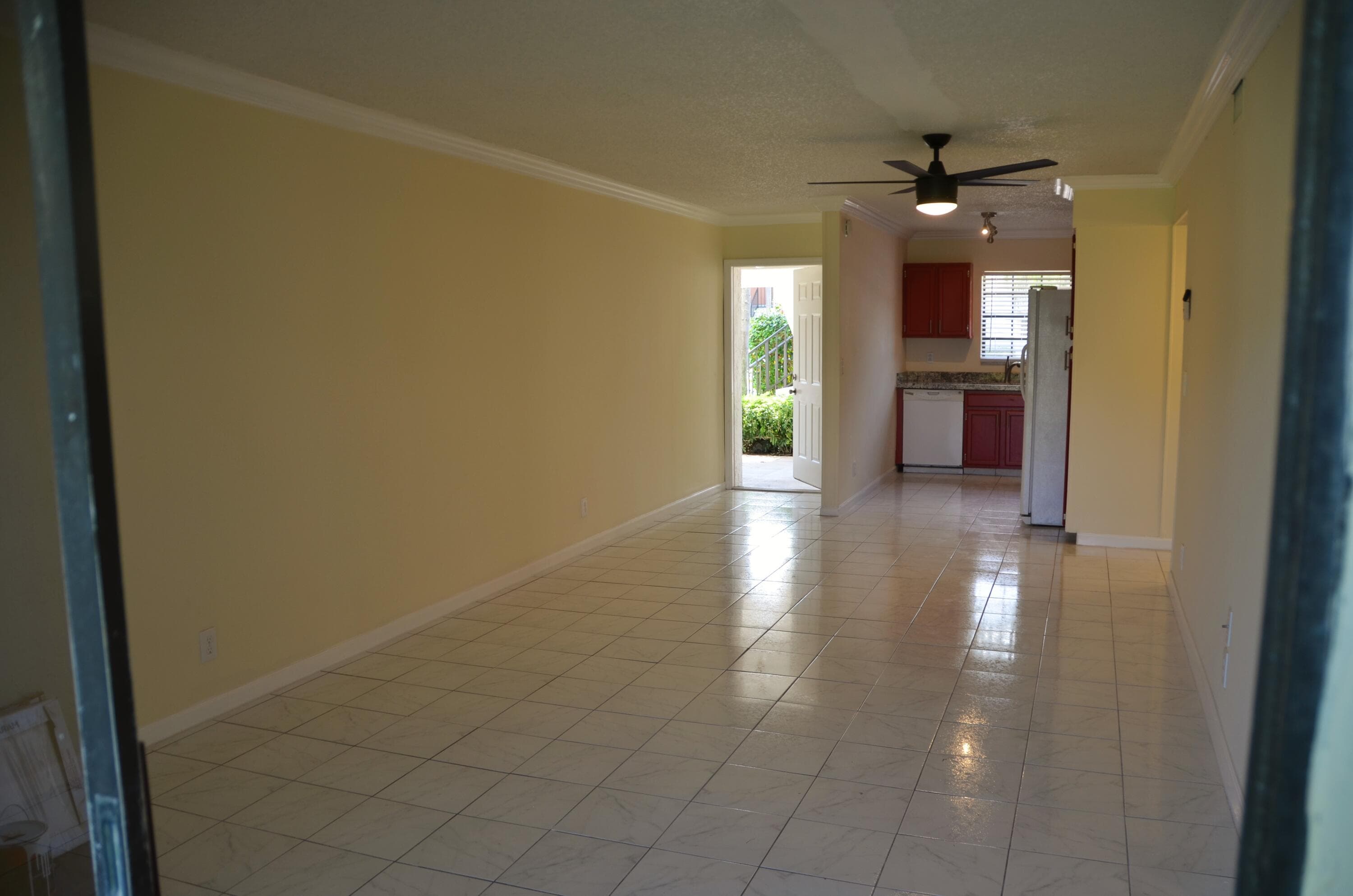 320 Norwood Terrace 113, Boca Raton, FL 33431 — photo 7 of 43
