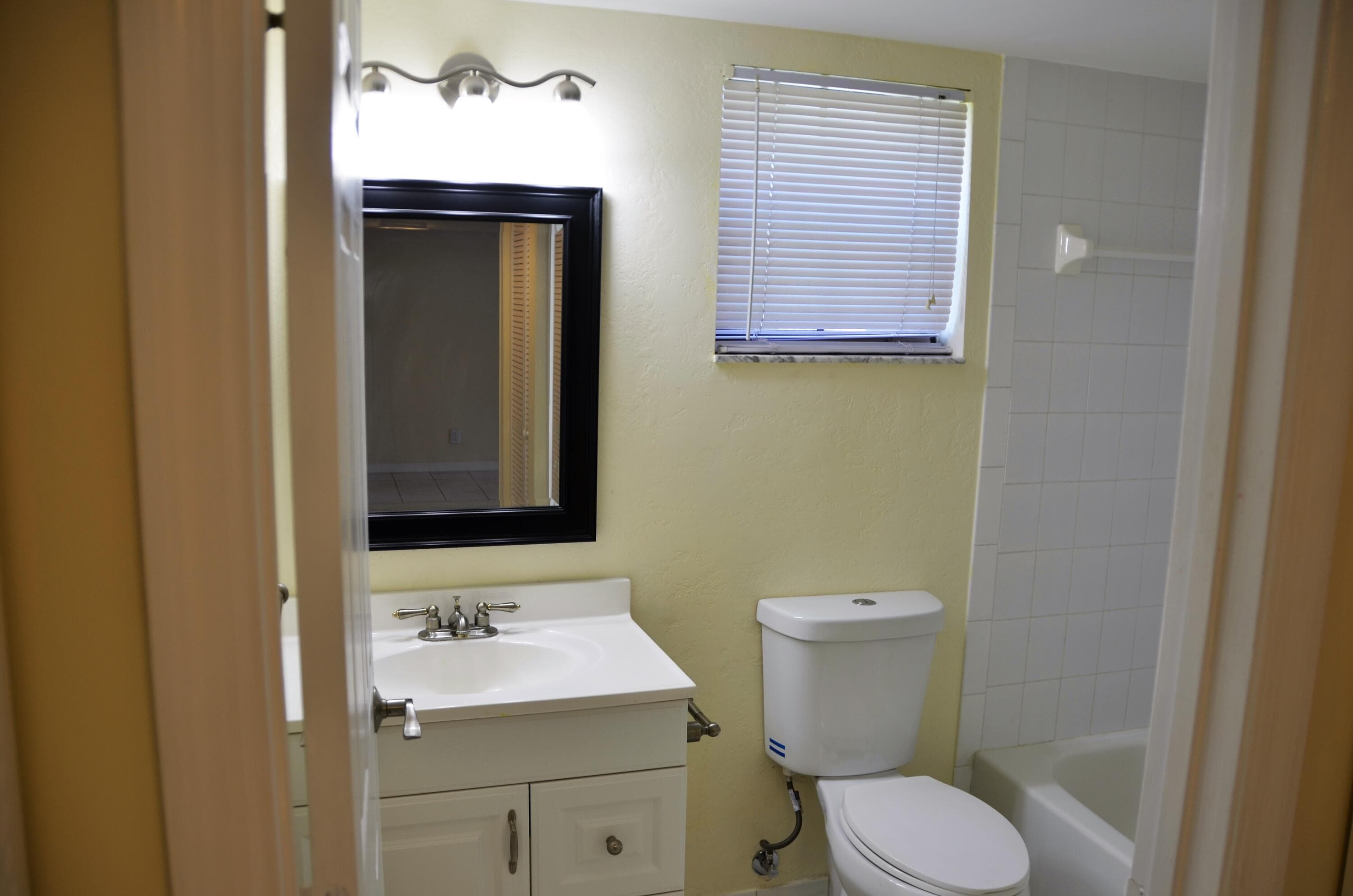 320 Norwood Terrace 113, Boca Raton, FL 33431 — photo 29 of 43