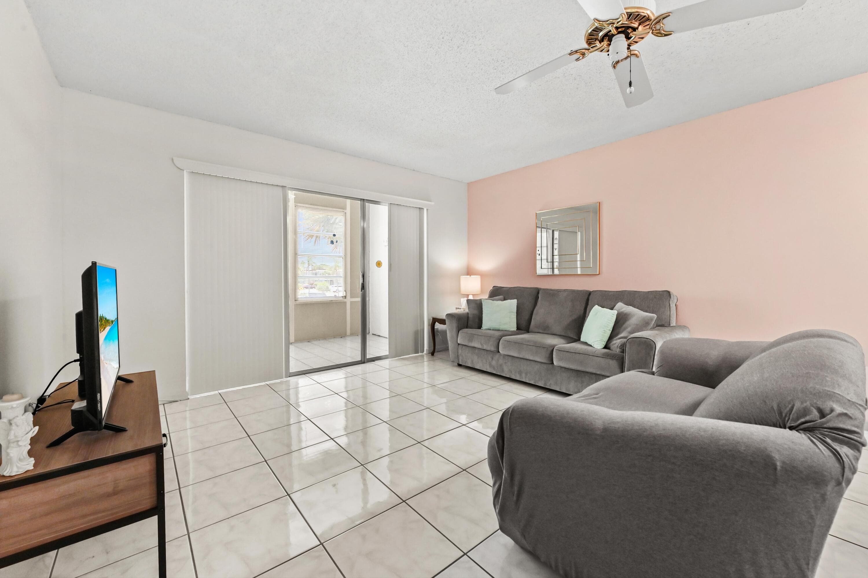 701 Lori Drive 202, Palm Springs, FL 33461 — photo 10 of 18