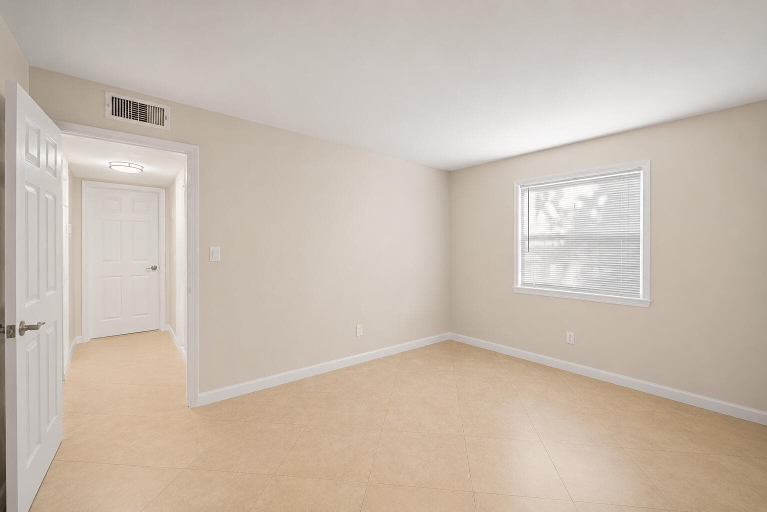 4528 SW 54th Street 302-b, Fort Lauderdale, FL 33314 — photo 9 of 17