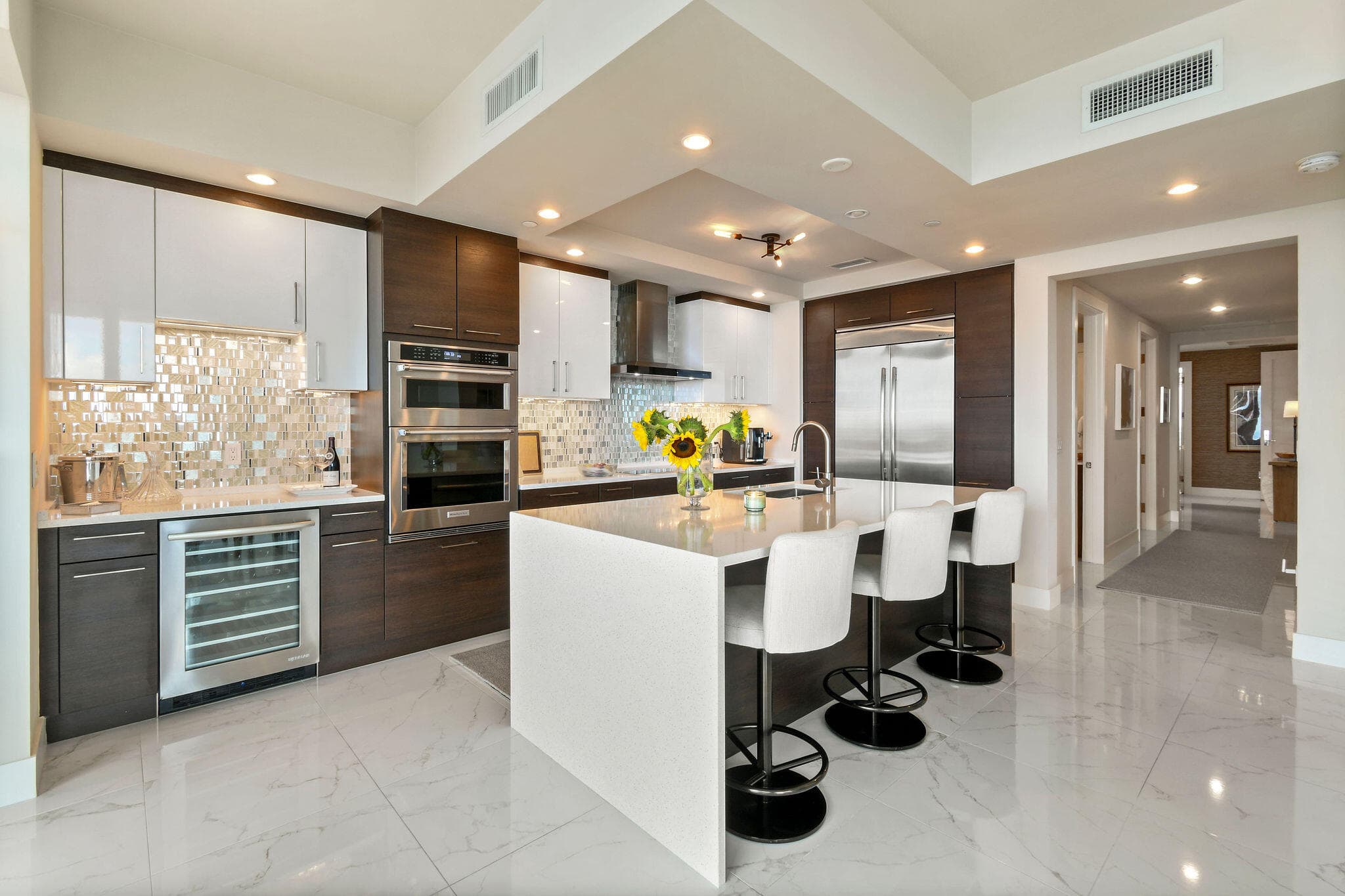 1 Water Club Way 1602, North Palm Beach, FL 33408 — photo 5 of 50