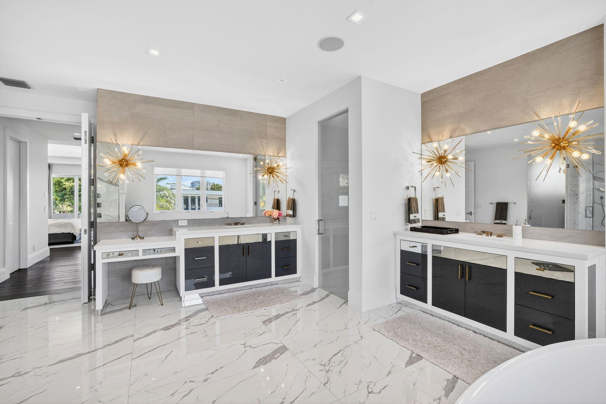 39 Pelican Drive, Fort Lauderdale, FL 33301 — photo 45 of 137