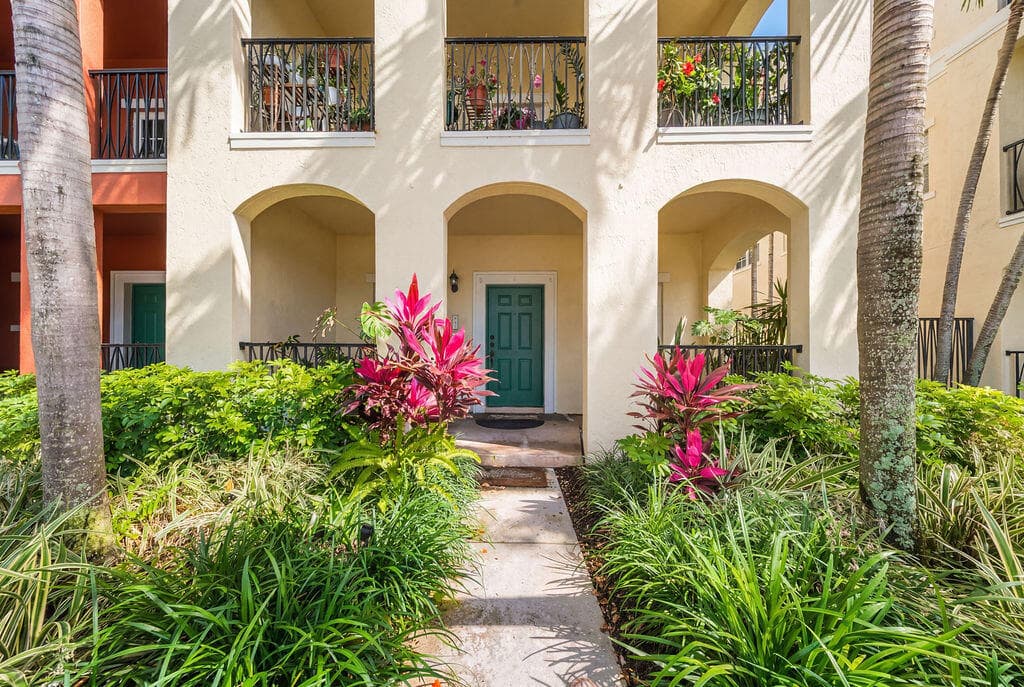 261 SW 6th Place, Pompano Beach, FL 33060 — photo 1 of 67