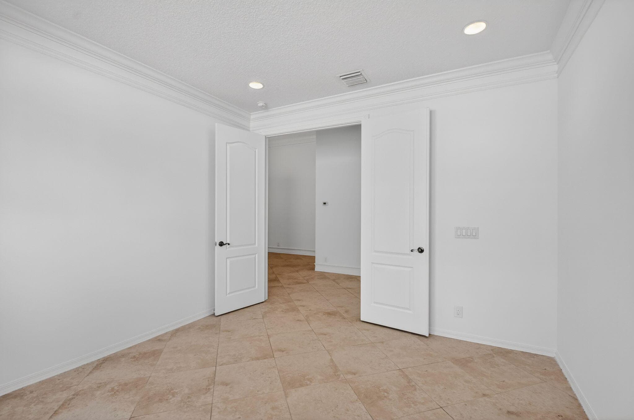 7200 Veneto Drive, Boynton Beach, FL 33437 — photo 8 of 93