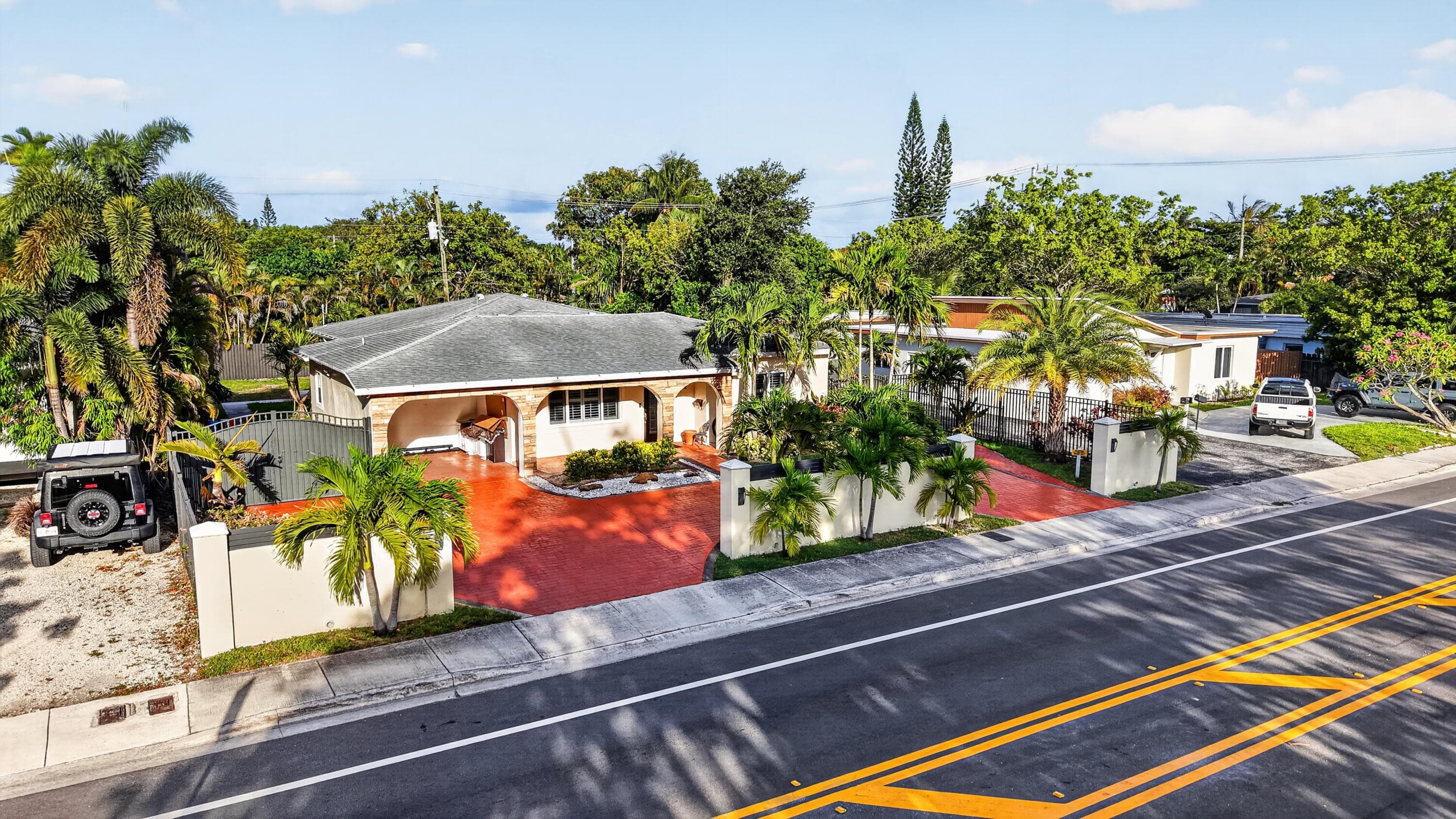 1412 NE 15th Avenue, Fort Lauderdale, FL 33304 — photo 1 of 75