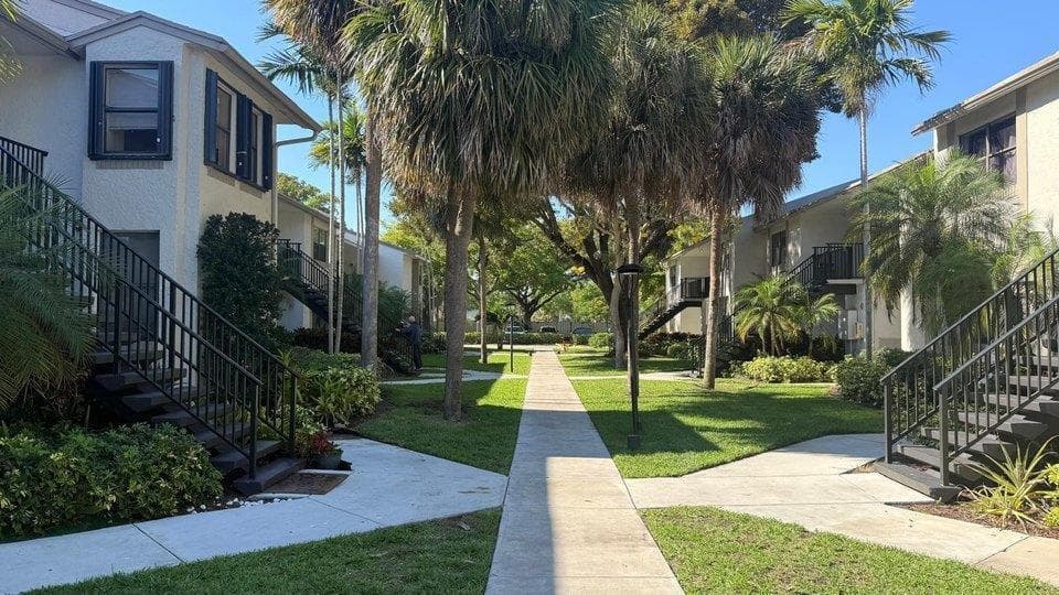 1230 S Military Trail 2014, Deerfield Beach, FL 33442 — photo 15 of 16