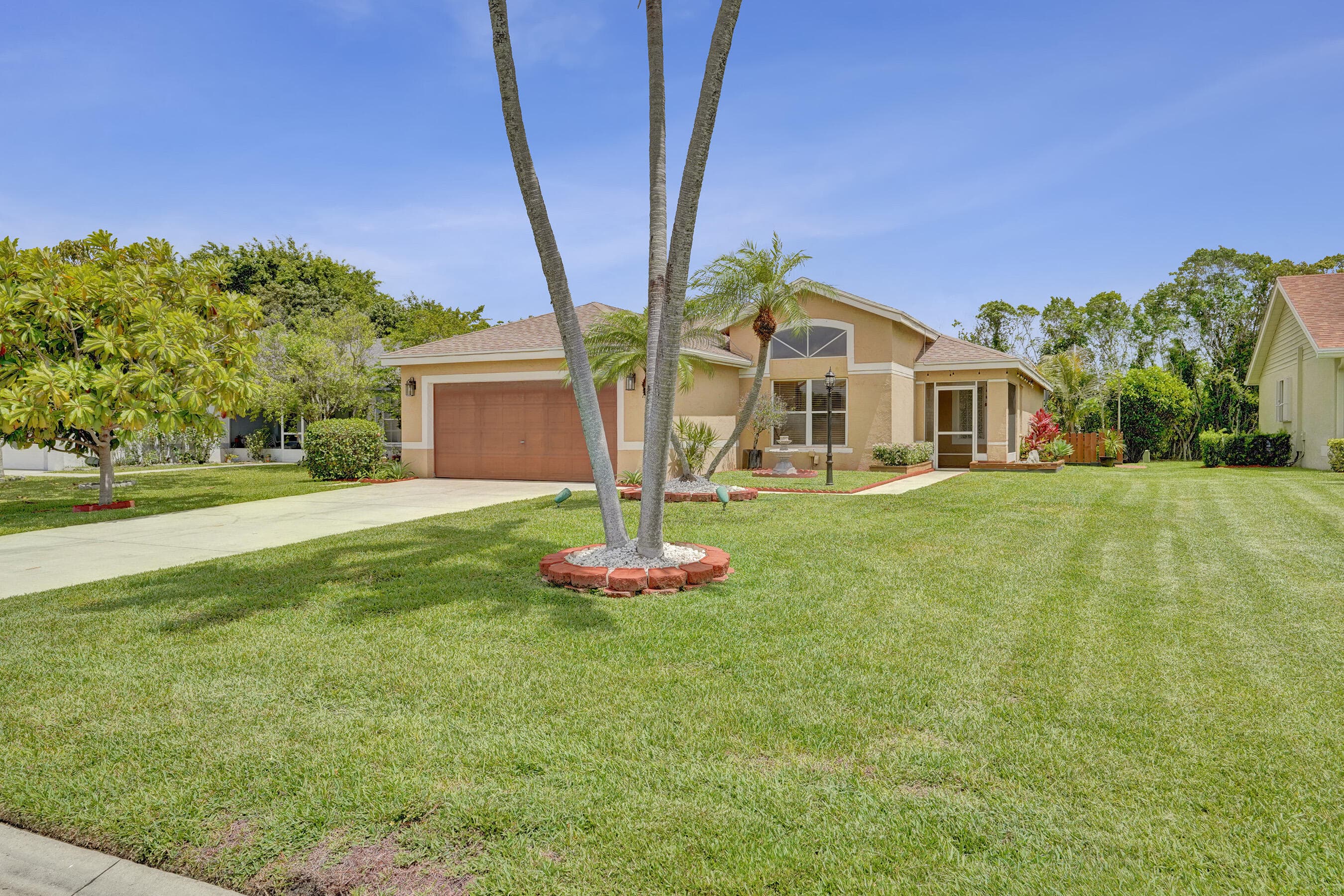 6817 Barnwell Drive, Boynton Beach, FL 33437 — photo 2 of 23