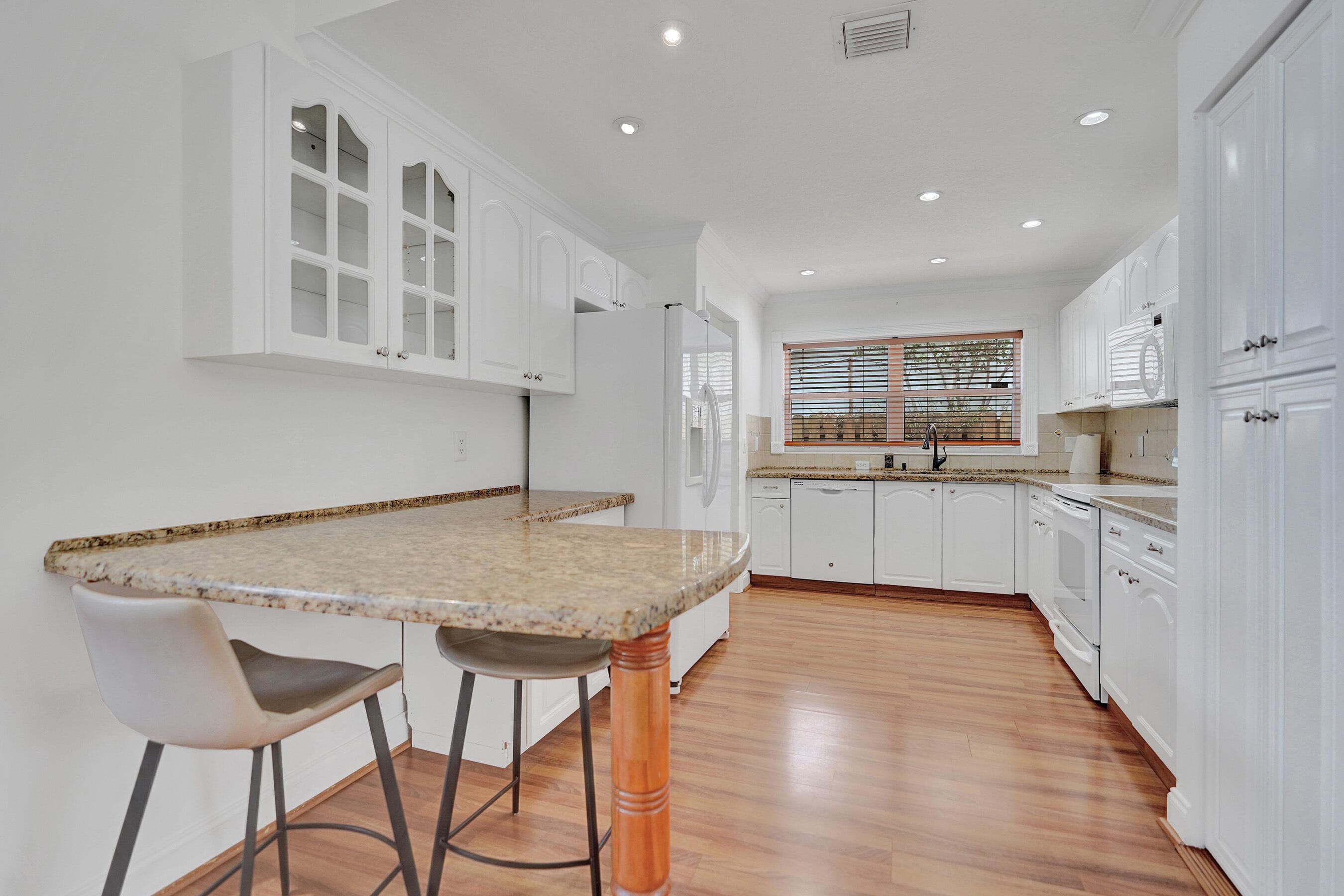 6817 Barnwell Drive, Boynton Beach, FL 33437 — photo 5 of 23
