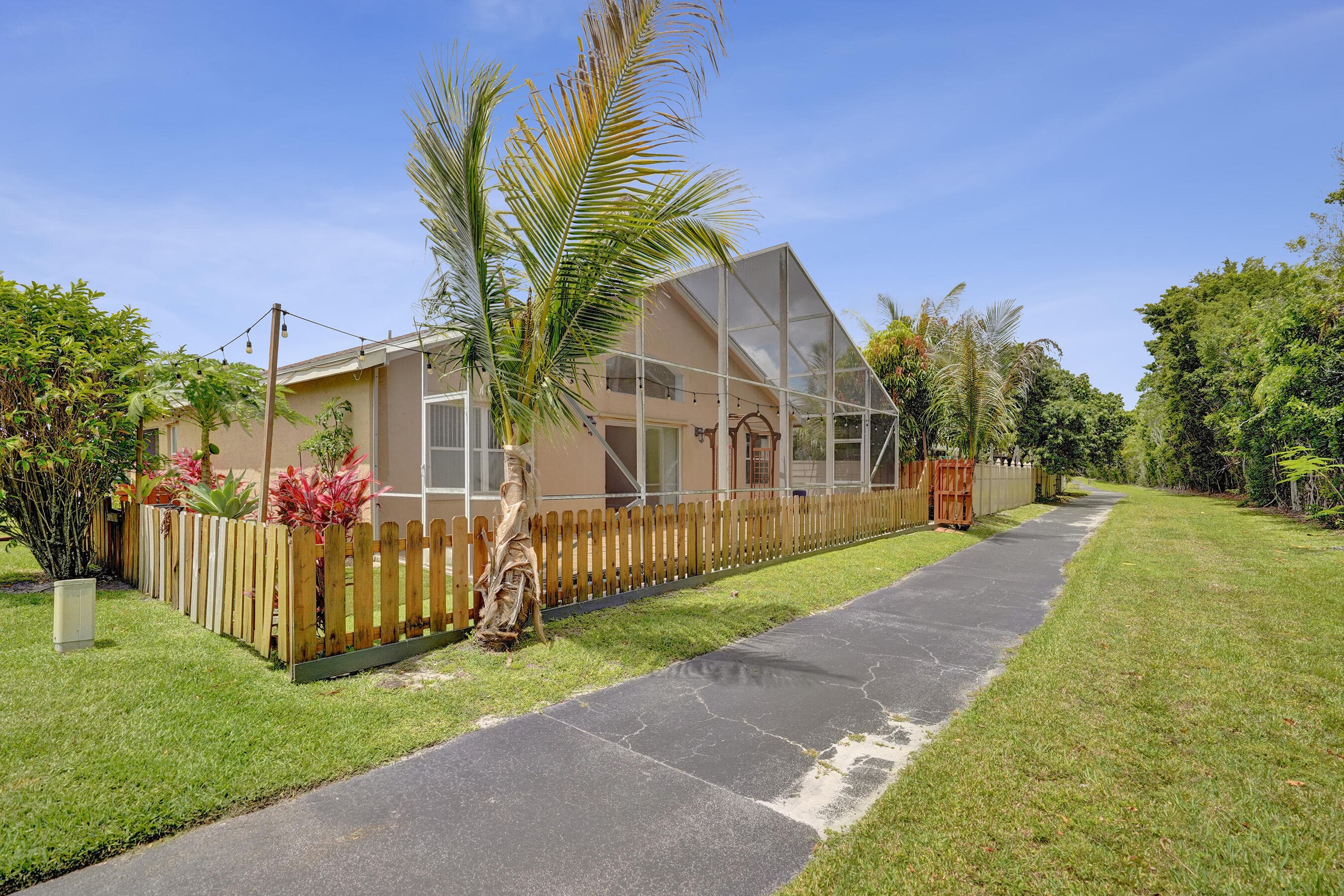 6817 Barnwell Drive, Boynton Beach, FL 33437 — photo 21 of 23