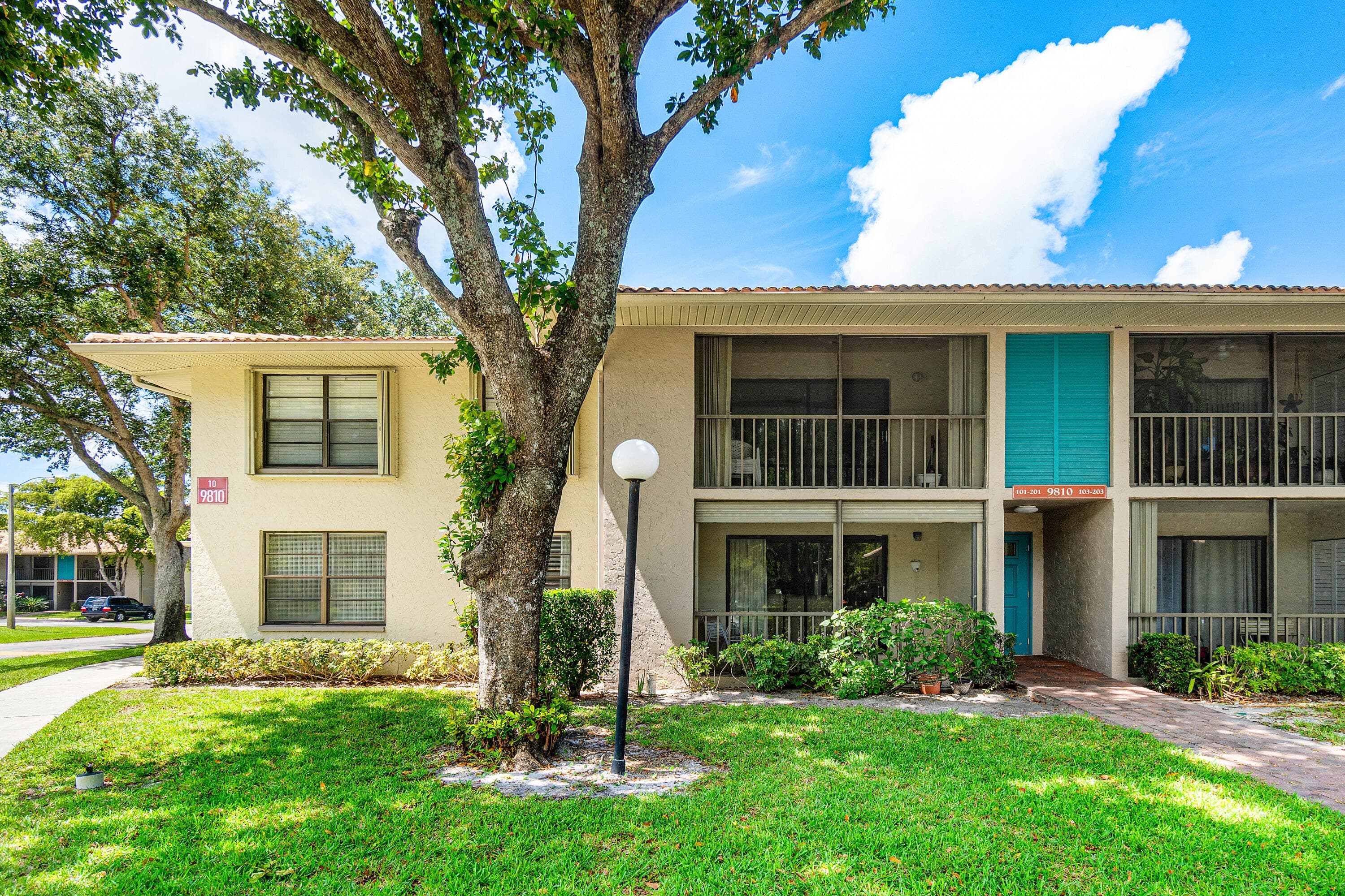 9810 Pineapple Tree Drive 101, Boynton Beach, FL 33436 — photo 2 of 25