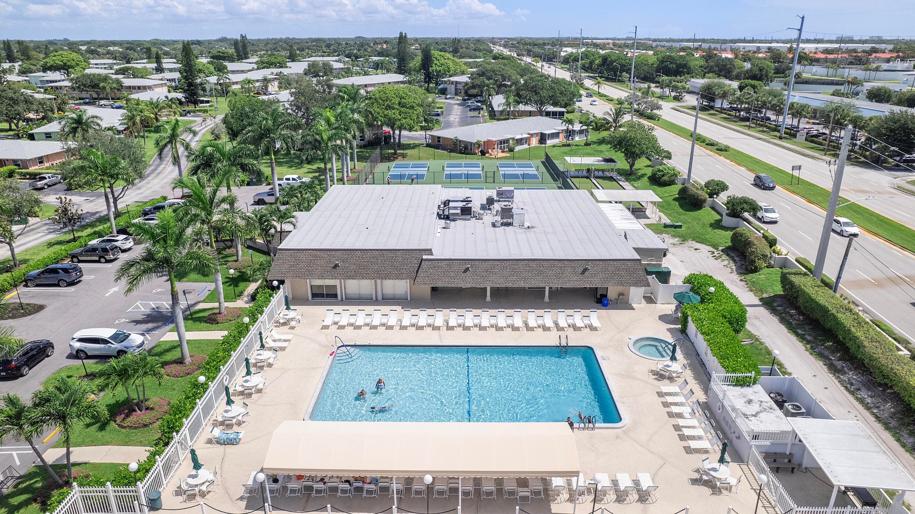 2401 Del-aire Boulevard E 201, Delray Beach, FL 33445 — photo 29 of 32