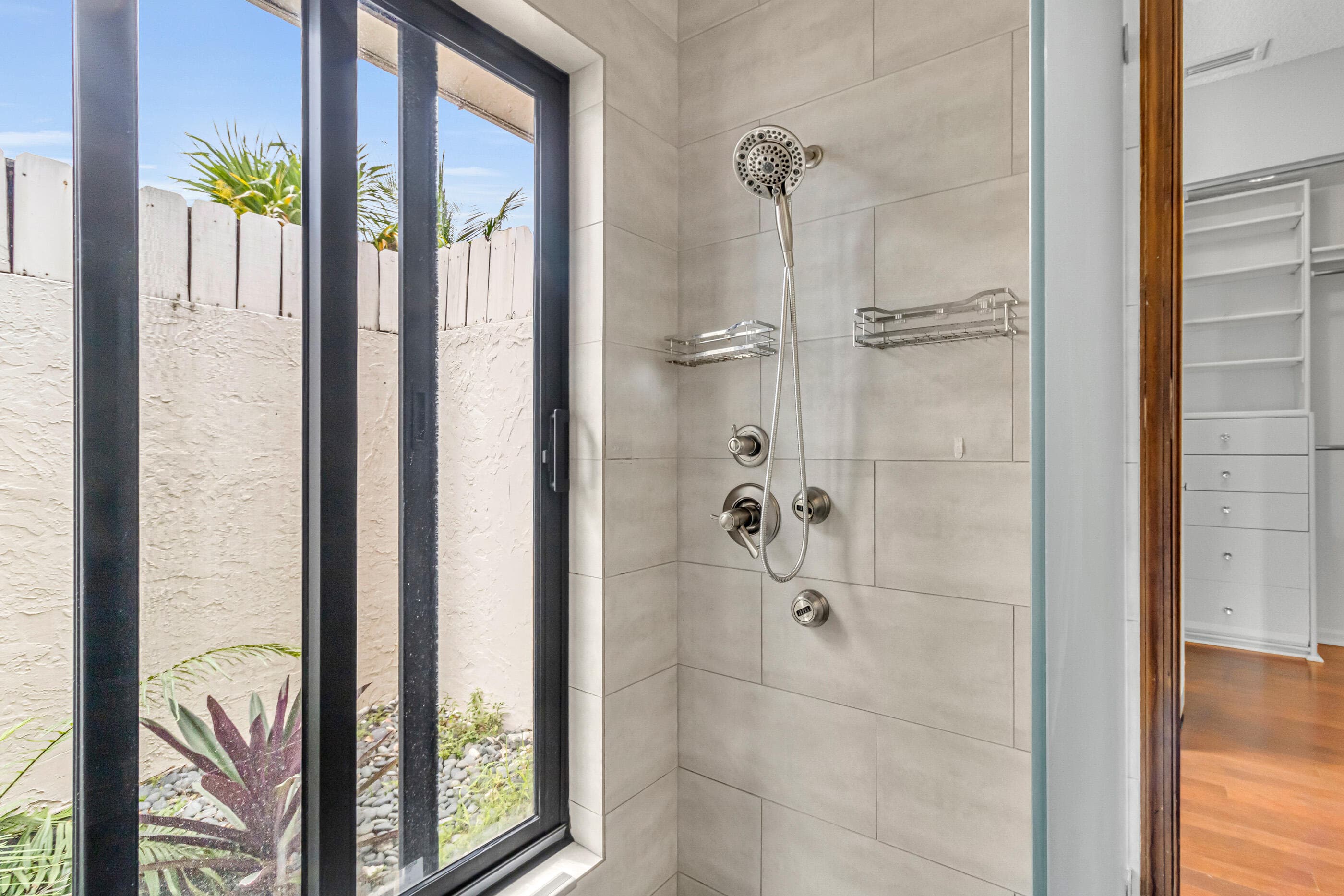 1083 NW 97th Avenue, Plantation, FL 33322 — photo 16 of 36